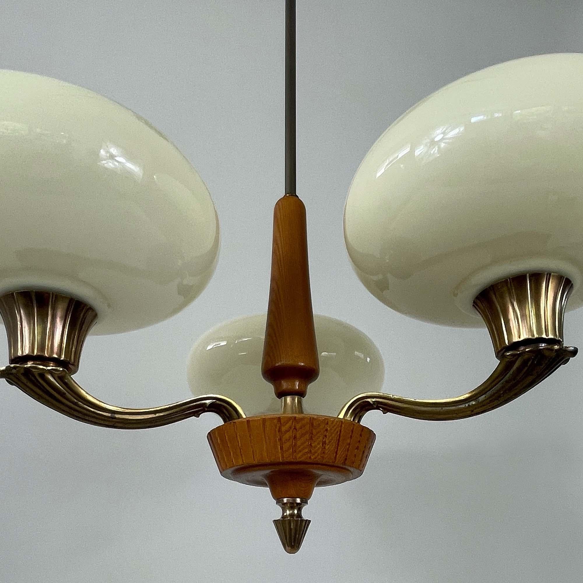 Böhlmarks Opaline Glass, Brass & Carved Wood Chandelier, Sweden 1930s In Good Condition In NUEMBRECHT, NRW