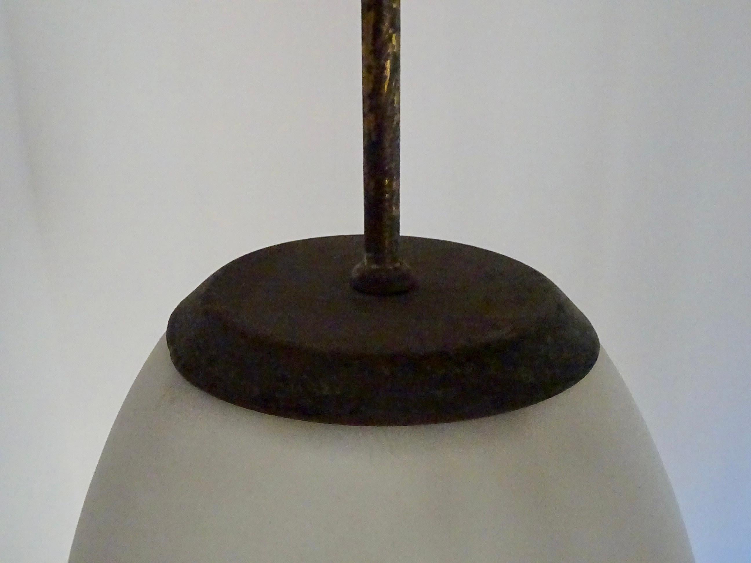 Ottone Lampada da soffitto in vetro opalino, anni '60 in vendita