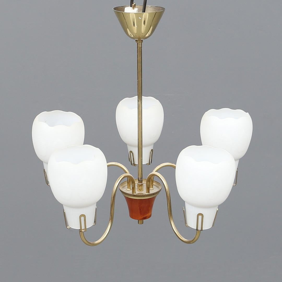Opaline Glass Chandelier from the 1960s 1
