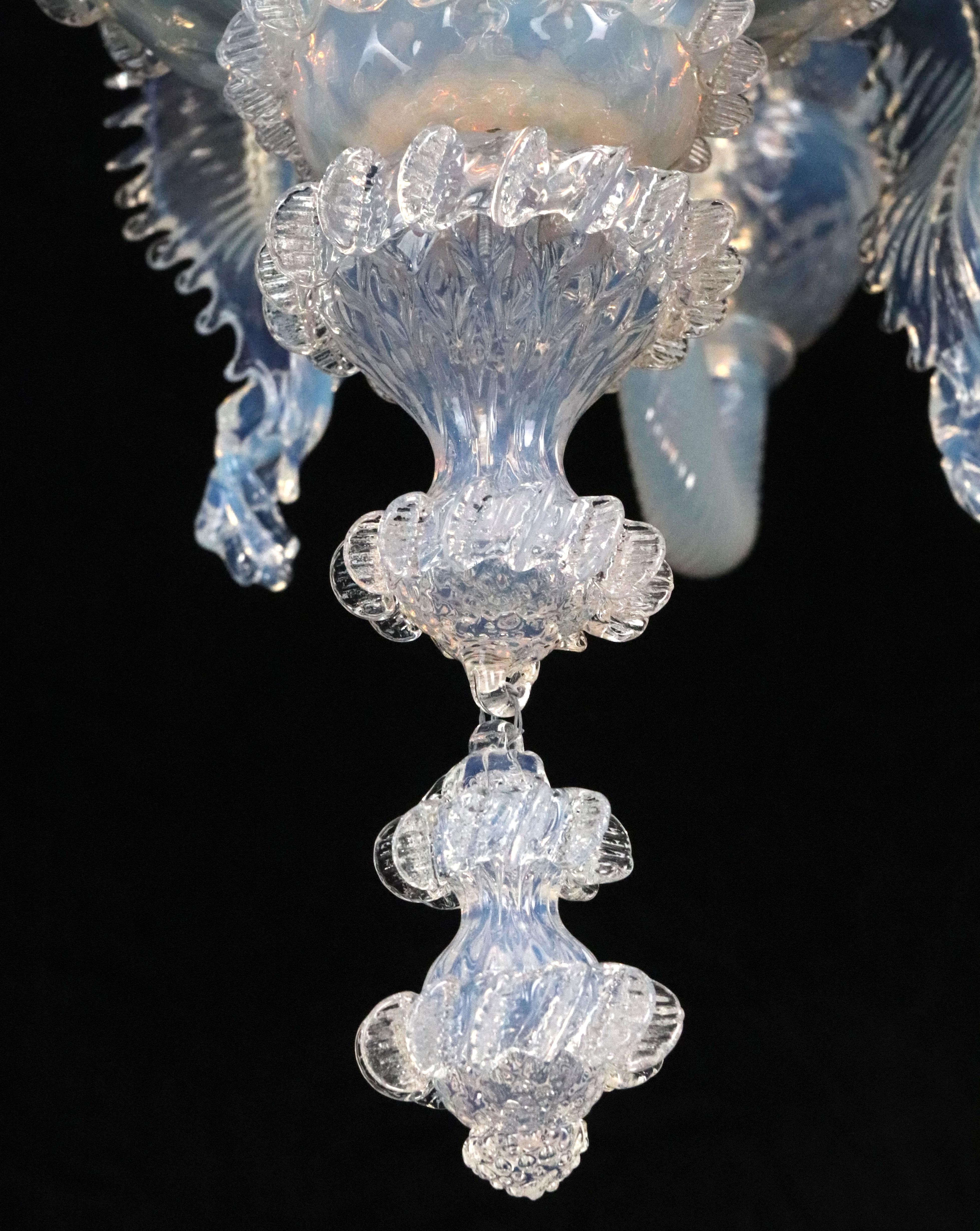 Lámpara de cristal opalino de Murano de cinco brazos en venta 10