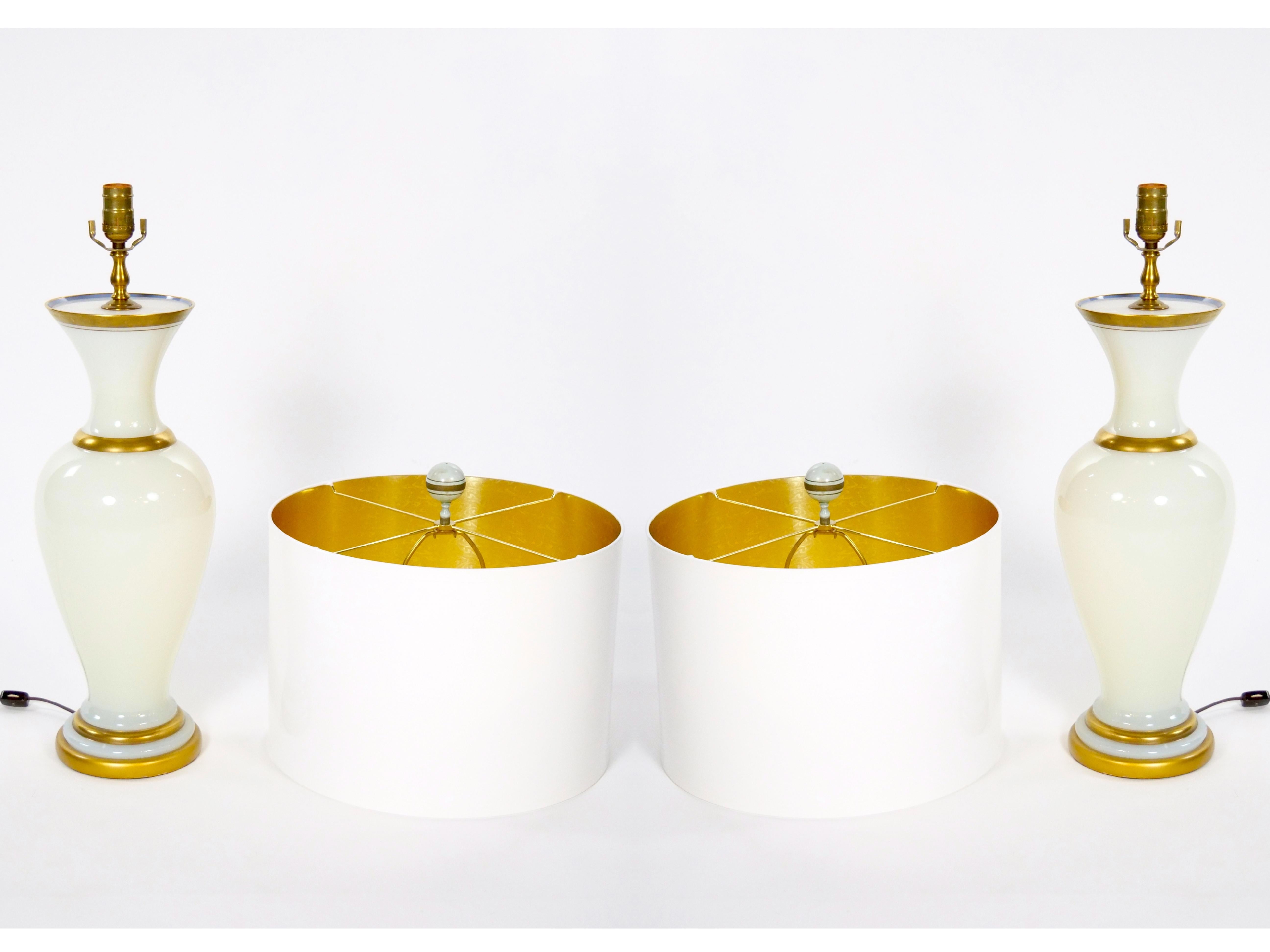 French Opaline Glass / Gilt Gold Decorated Pair Table Lamp For Sale