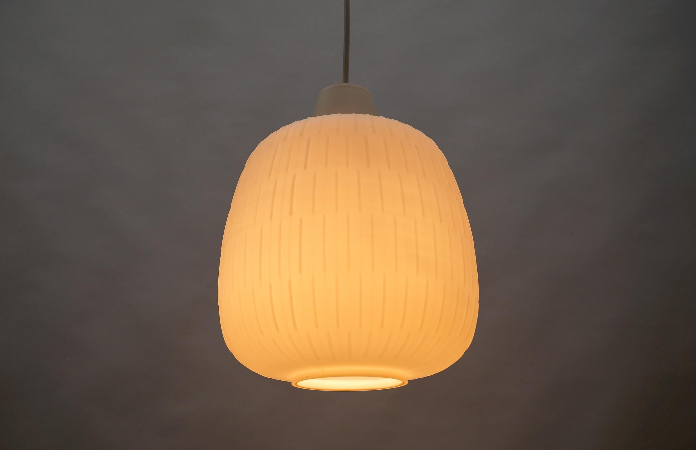 Opaline Glass Lamp 