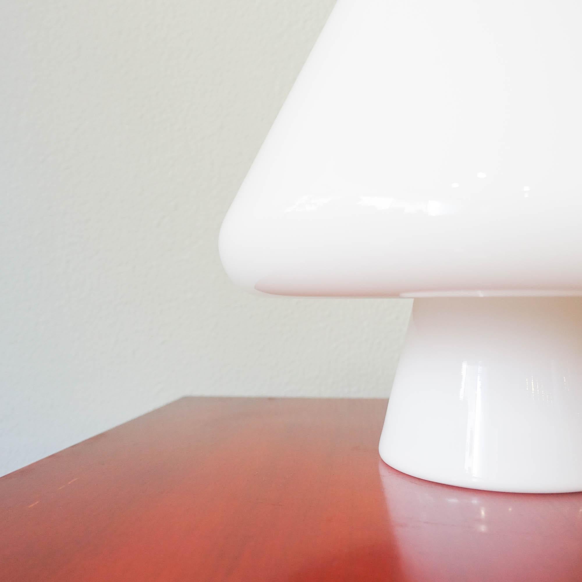 Opaline Glass Mushroom Table Lamp from Venini, 1960s 7