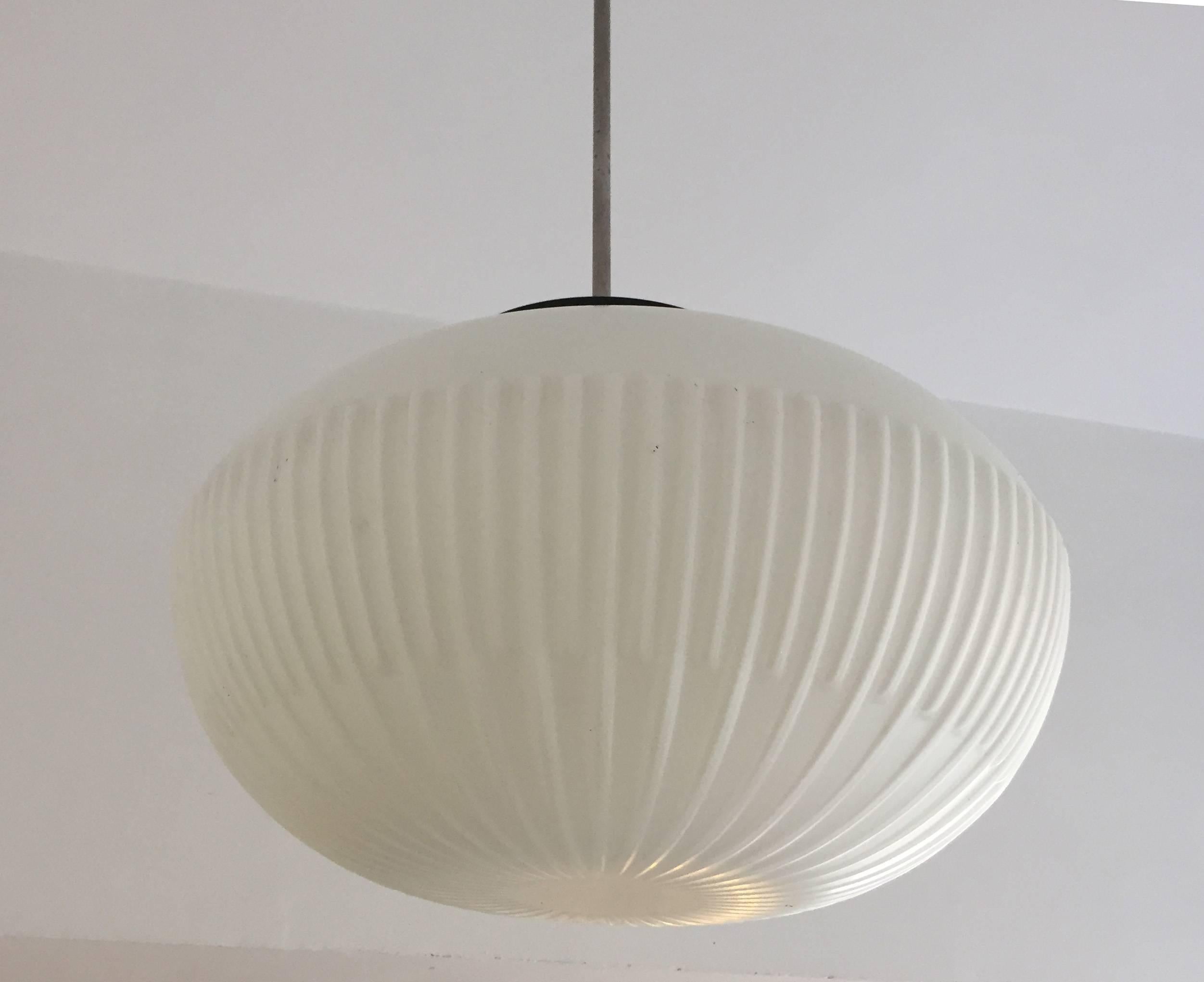 Opaline Glass Pendants with Structured Spheres In Good Condition For Sale In Vienna, AT
