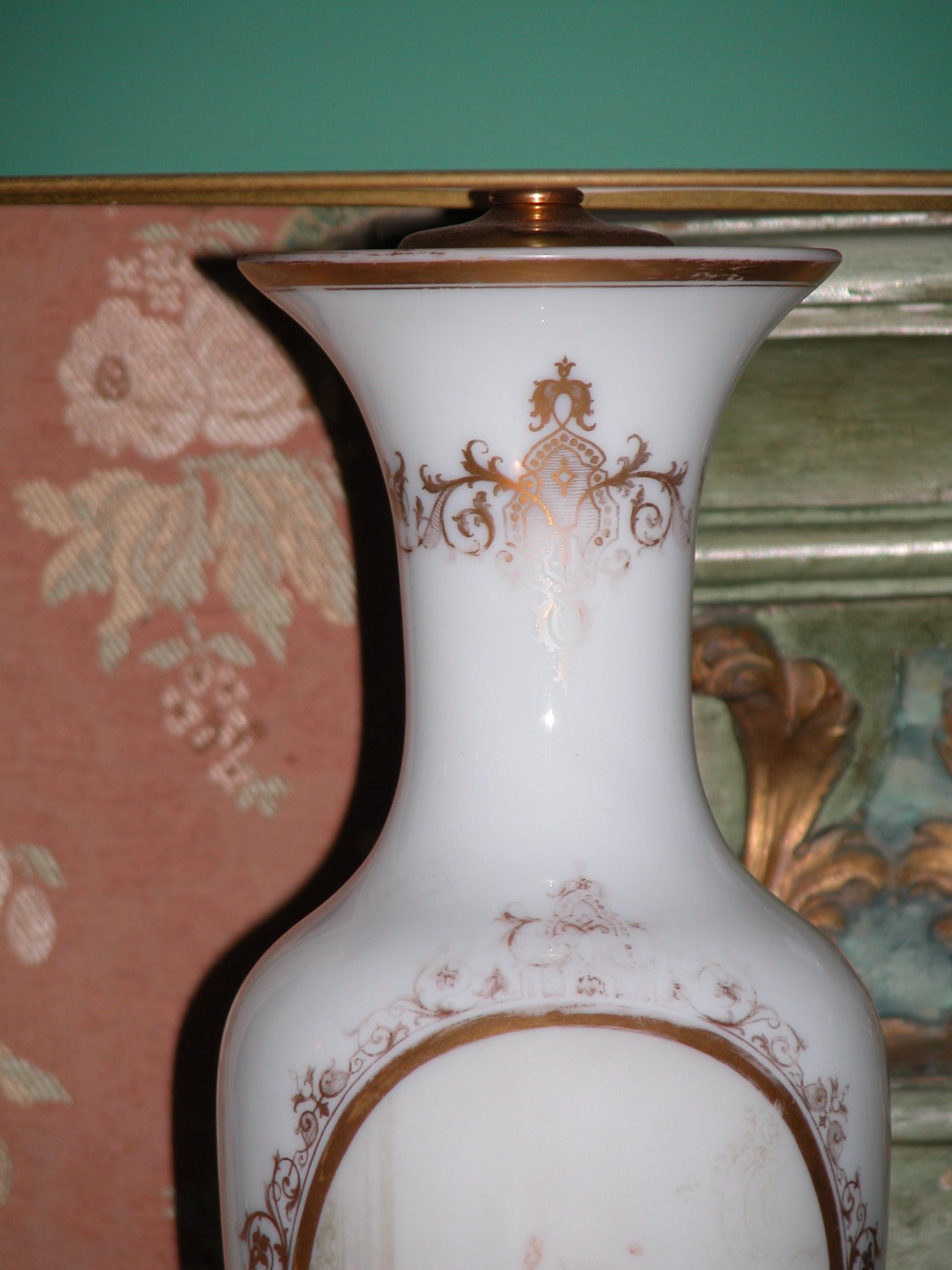 French Opaline Glass Urn Lamp with Gold Decorations, circa 1860 For Sale