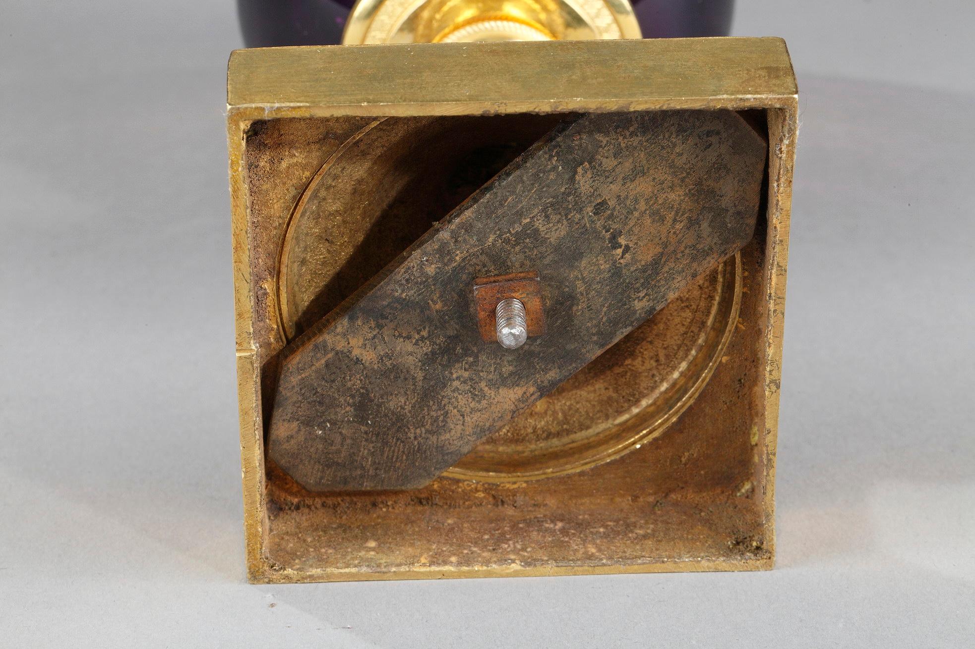 Vaso opalino Medicis Iispirato alla favola di Fontaine La volpe e la capra in vendita 4