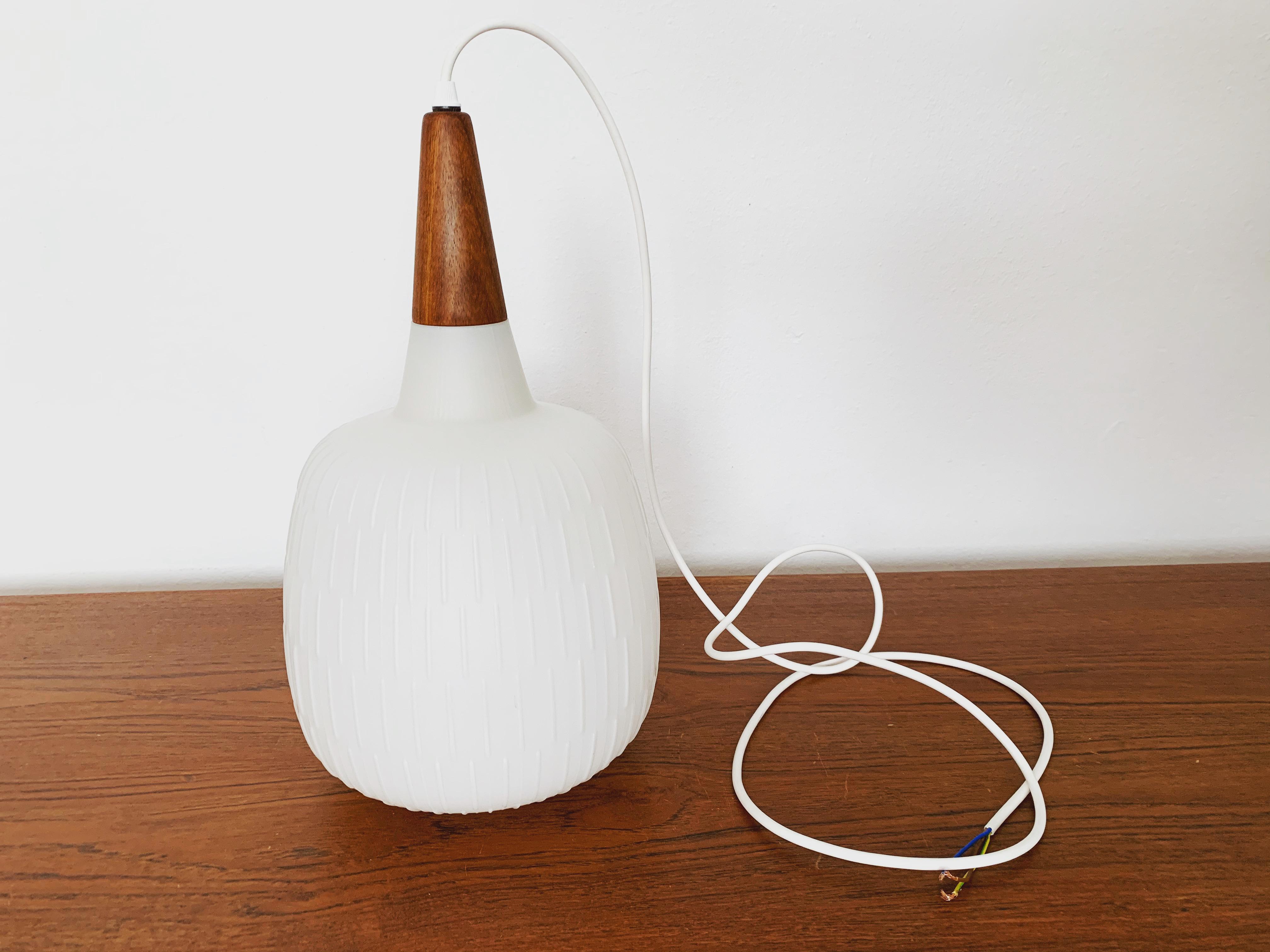 Opaline Pendant Lamp by Aloys Gangkofner for Peill and Putzler For Sale 4