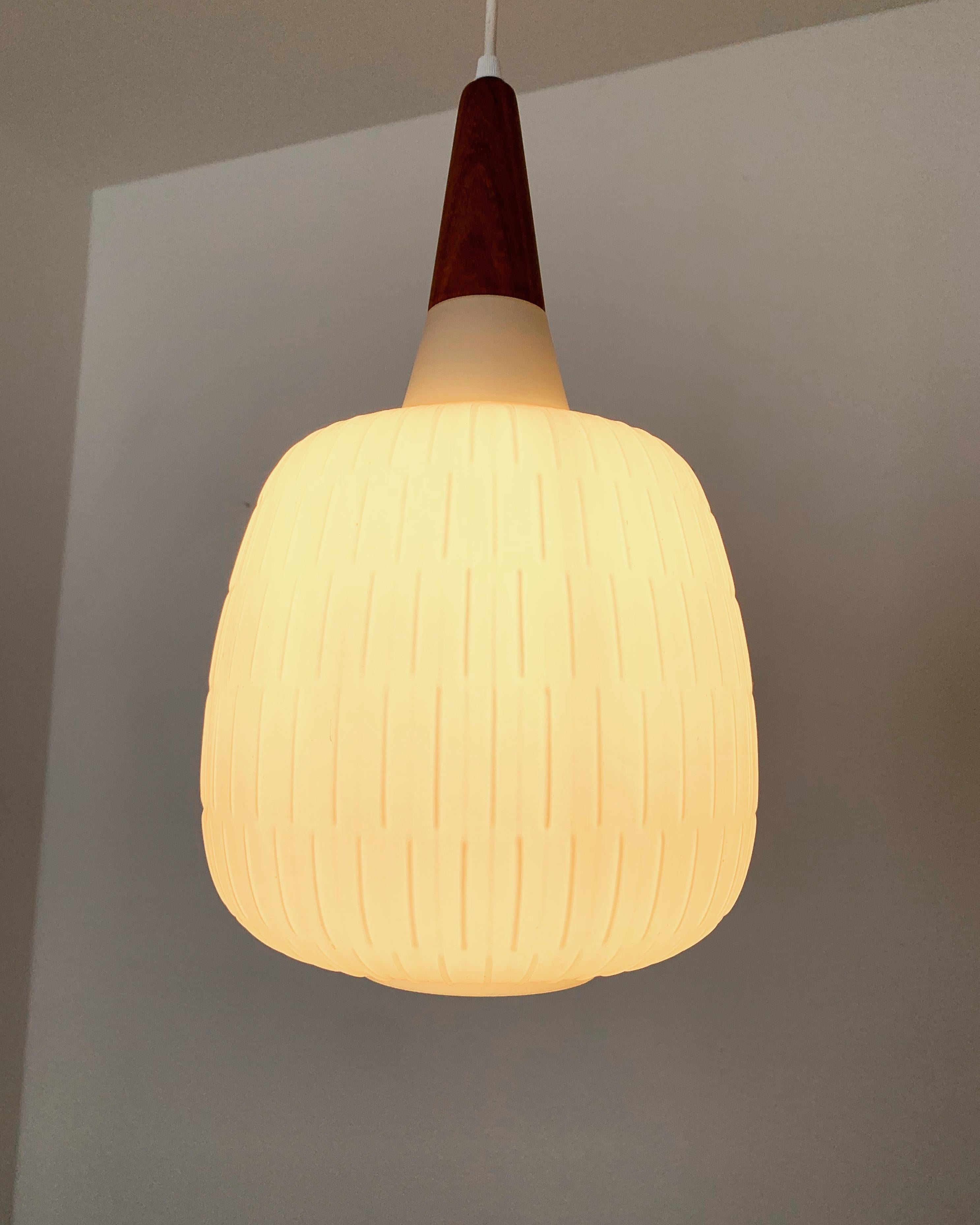 Opaline Pendant Lamp by Aloys Gangkofner for Peill and Putzler For Sale 2