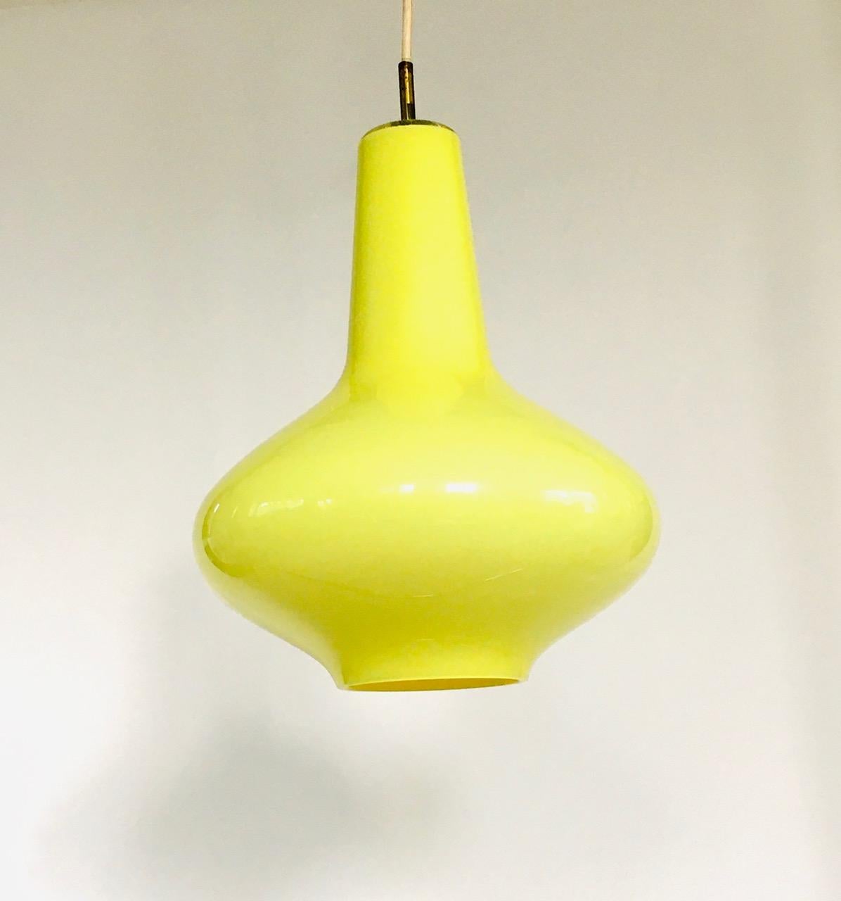 Italian Opaline Pendant Lamp by Massimo Vignelli for Venini Murano, Italy 1950's For Sale