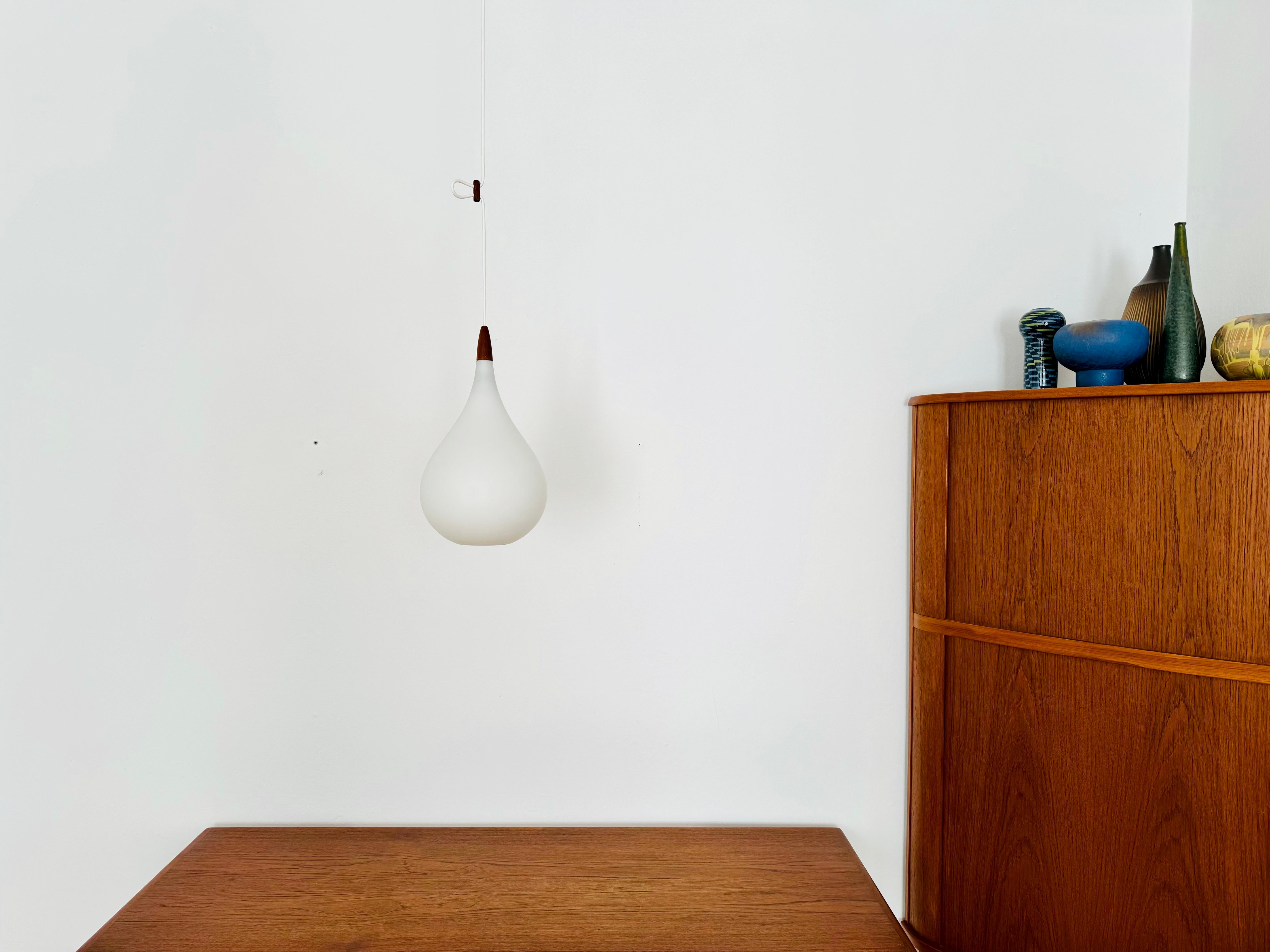 Opaline Pendant Lamp by Uno and Östen Krist In Good Condition For Sale In München, DE