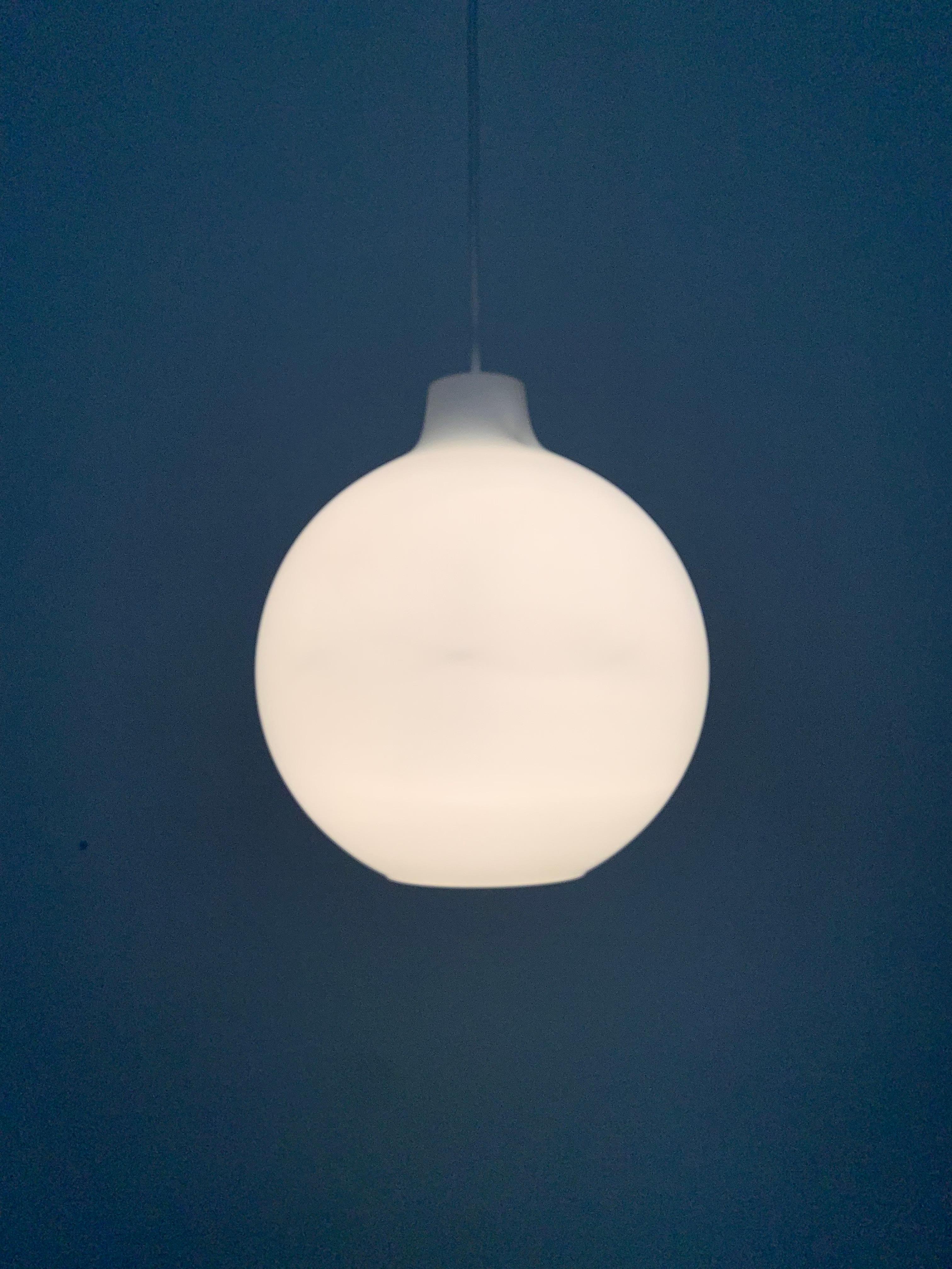 Opaline Pendant Lamp by Aloys Gangkofner for Peill and Putzler For Sale 1