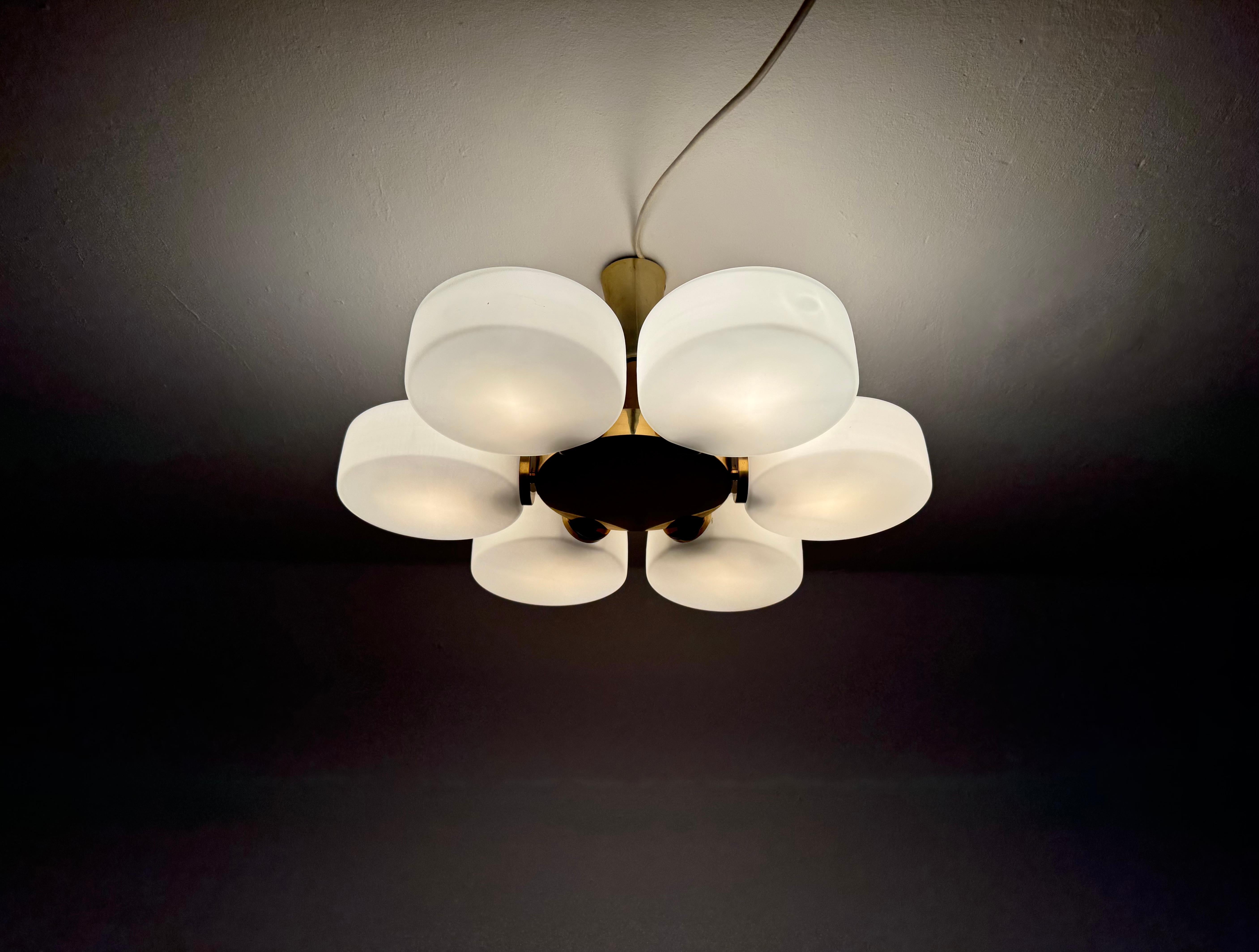 Lampadario Sputnik Opaline di Kaiser Leuchten in vendita 4