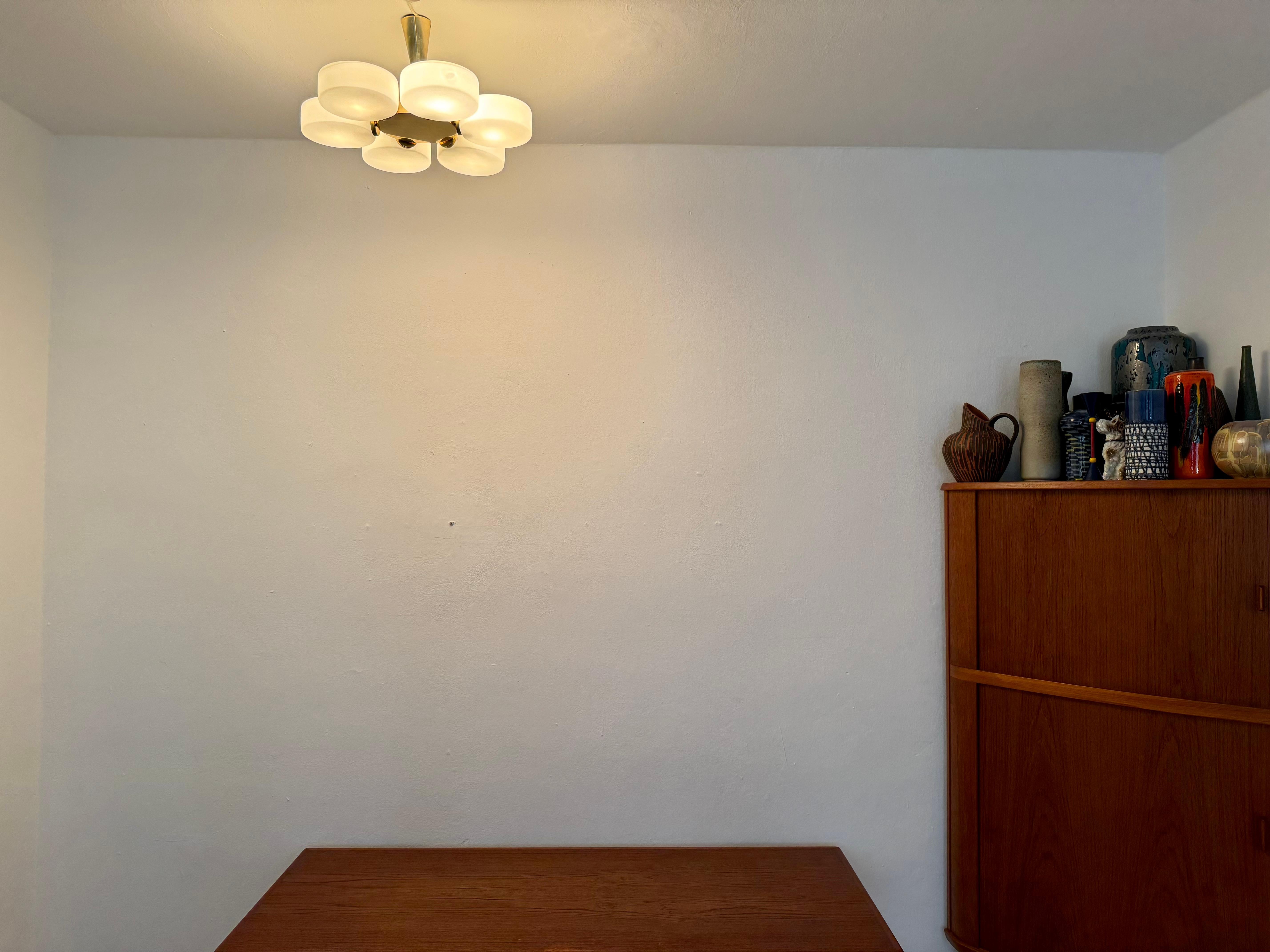 Lampadario Sputnik Opaline di Kaiser Leuchten in vendita 7