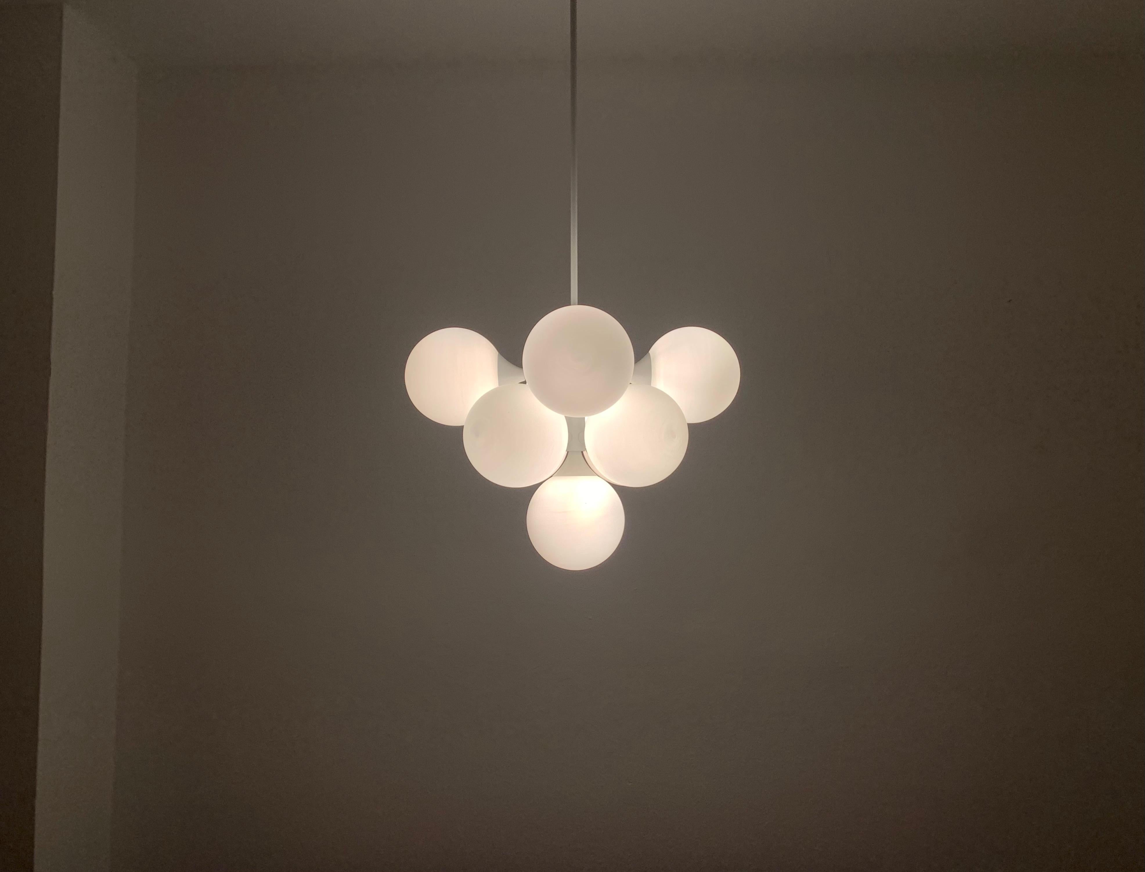 Lampadario Sputnik Opalino in vendita 3