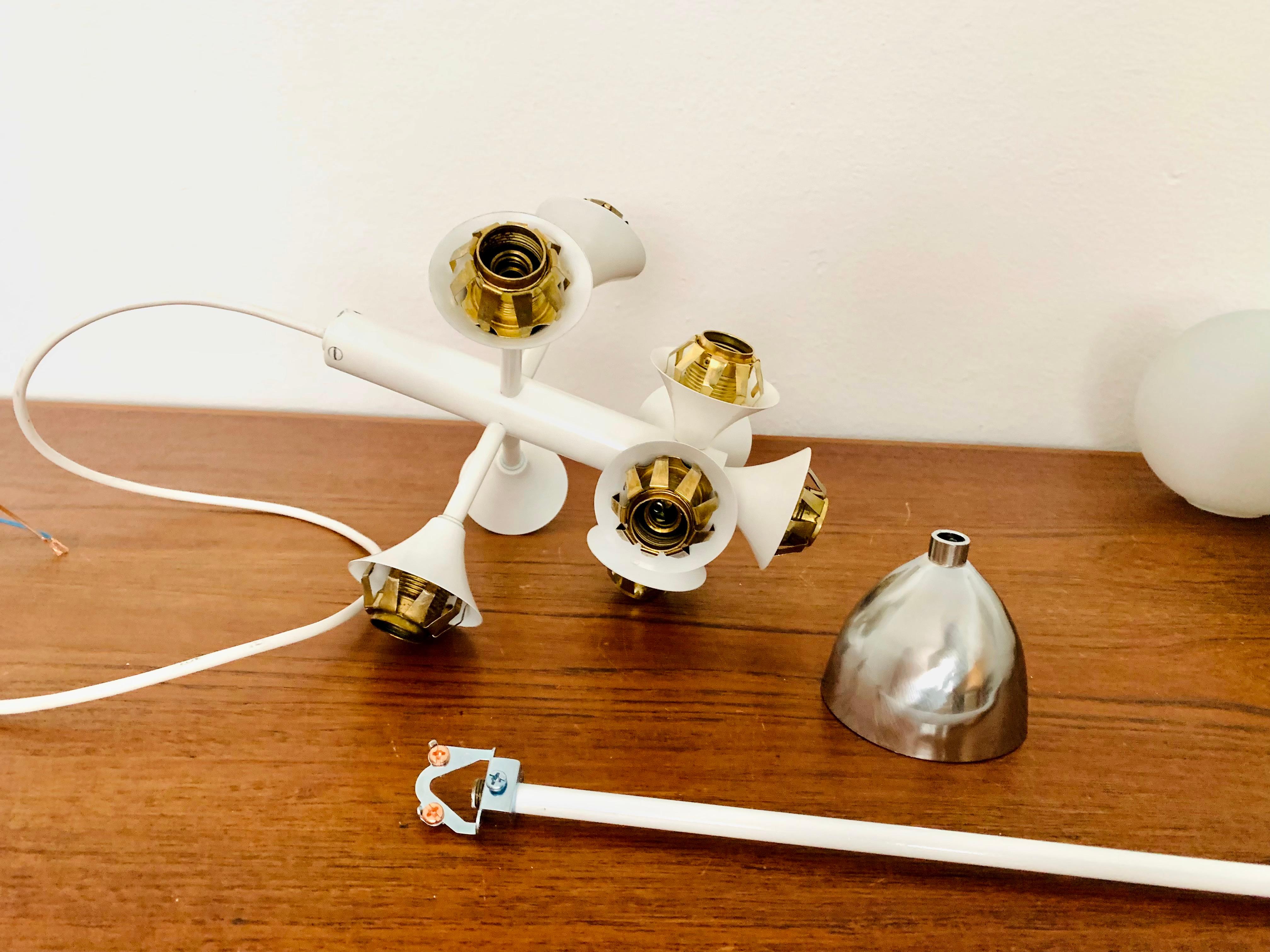 Lampadario Sputnik Opalino in vendita 6