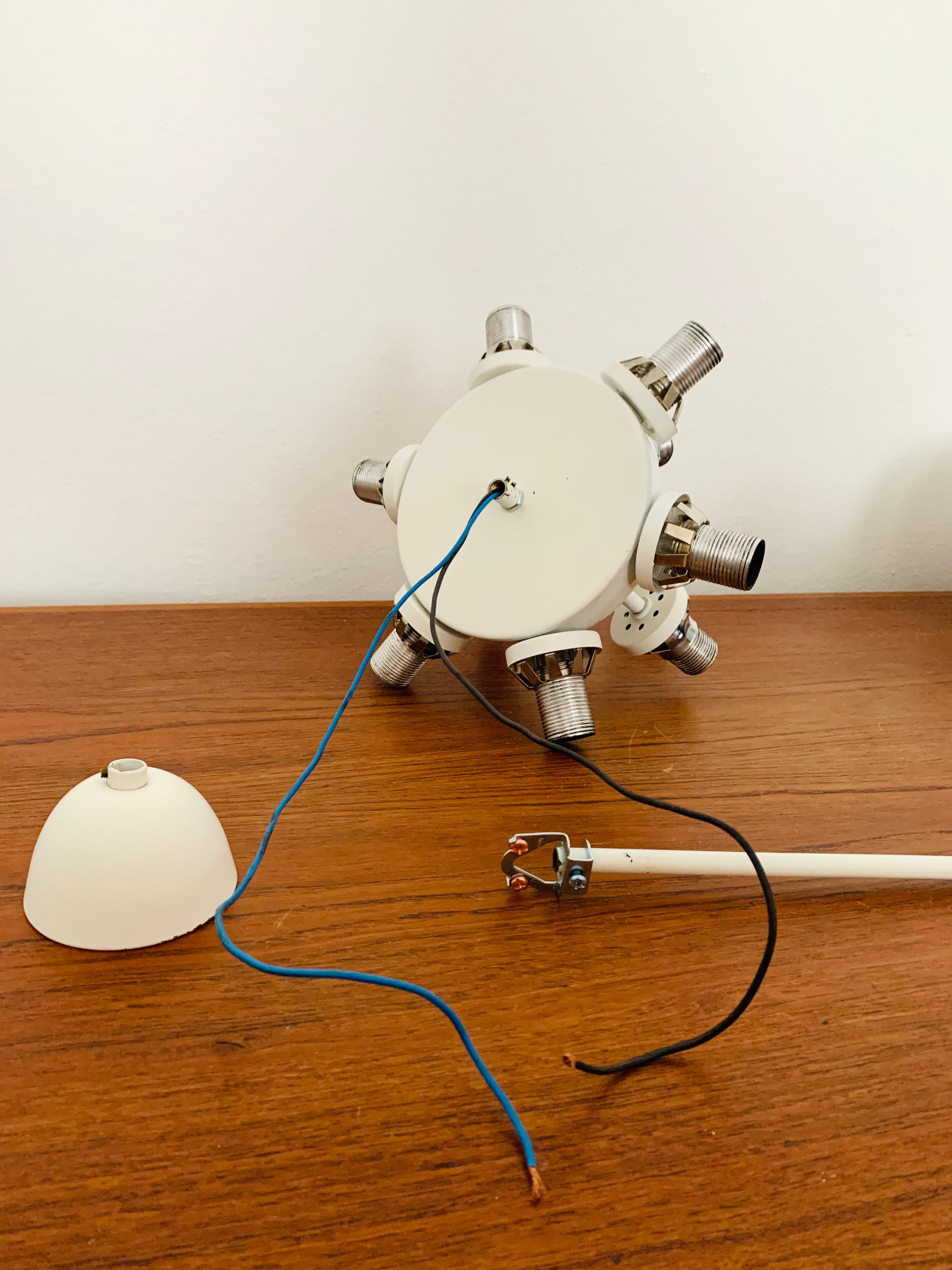 Lampadario Sputnik Opalino in vendita 7