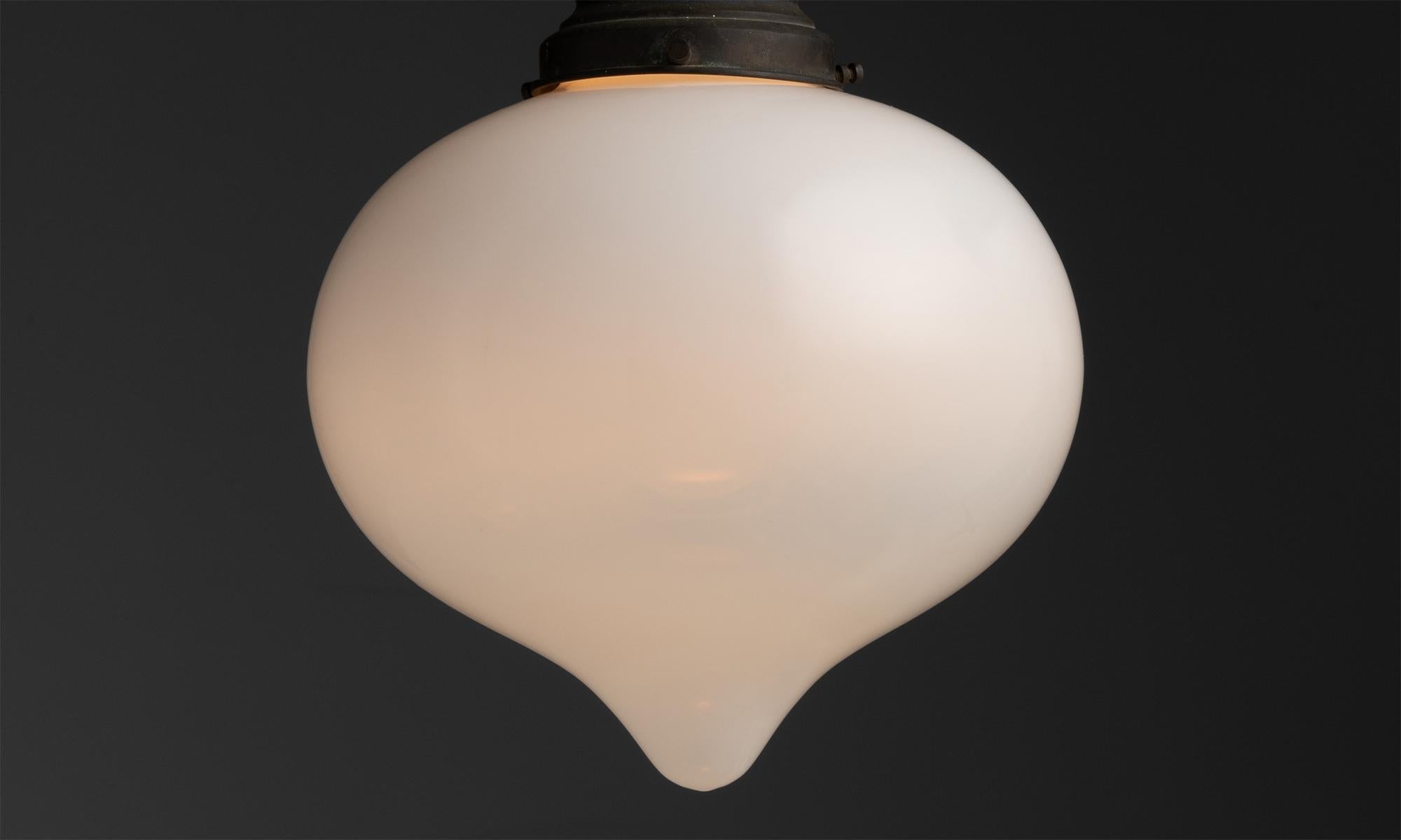 Opaline Teardrop Pendant, England circa 1910 In Good Condition In Culver City, CA
