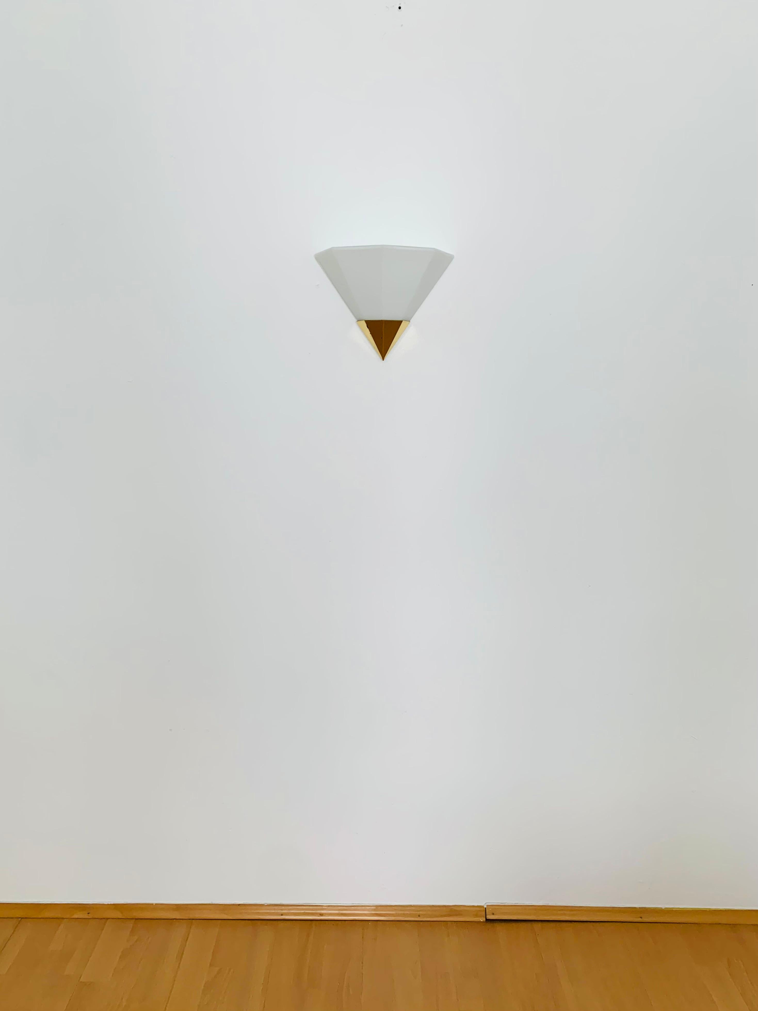 Lámpara de pared Opaline de Glashütte Limburg en Bueno estado para la venta en München, DE