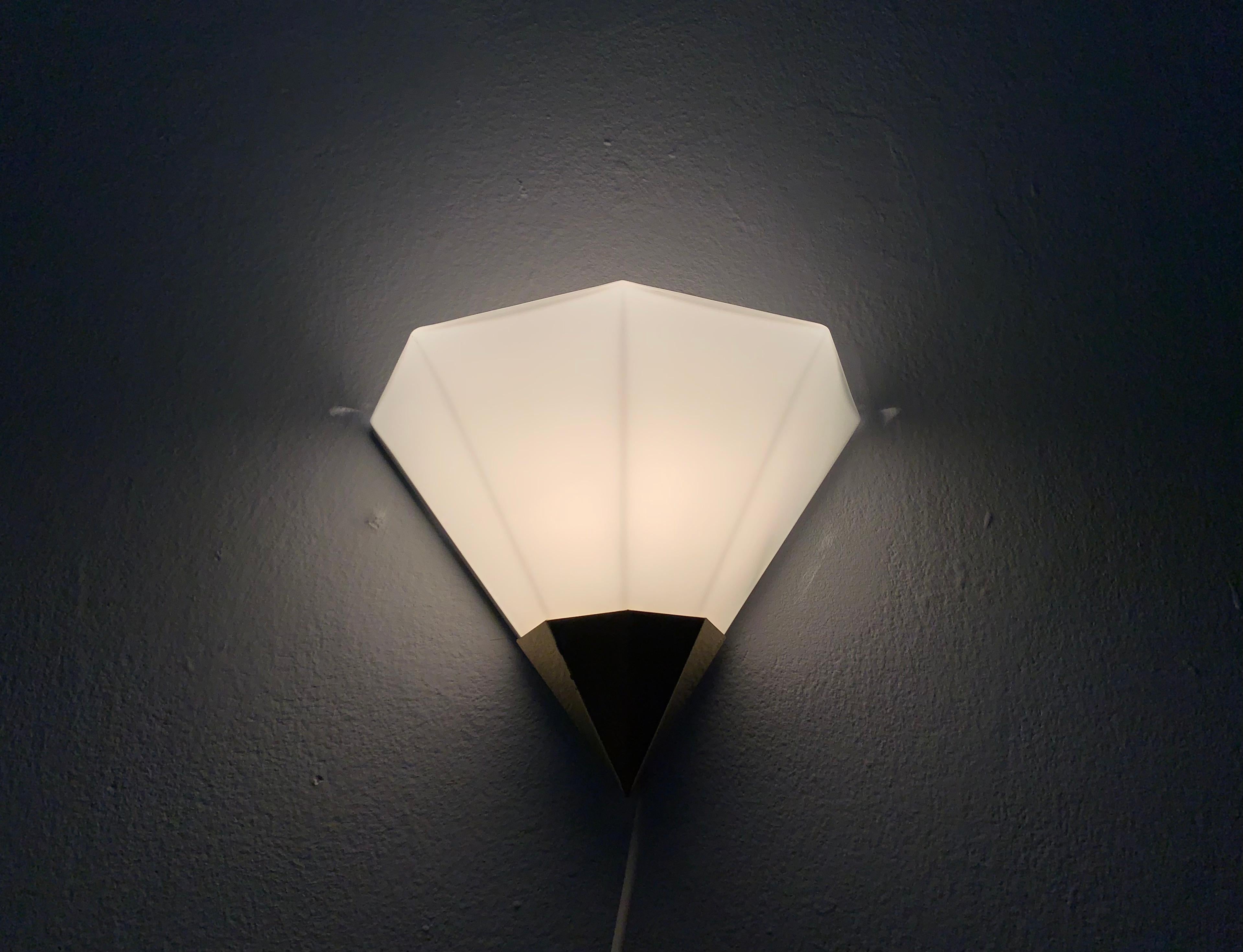 Opaline Wall Lamp by Glashütte Limburg For Sale 2