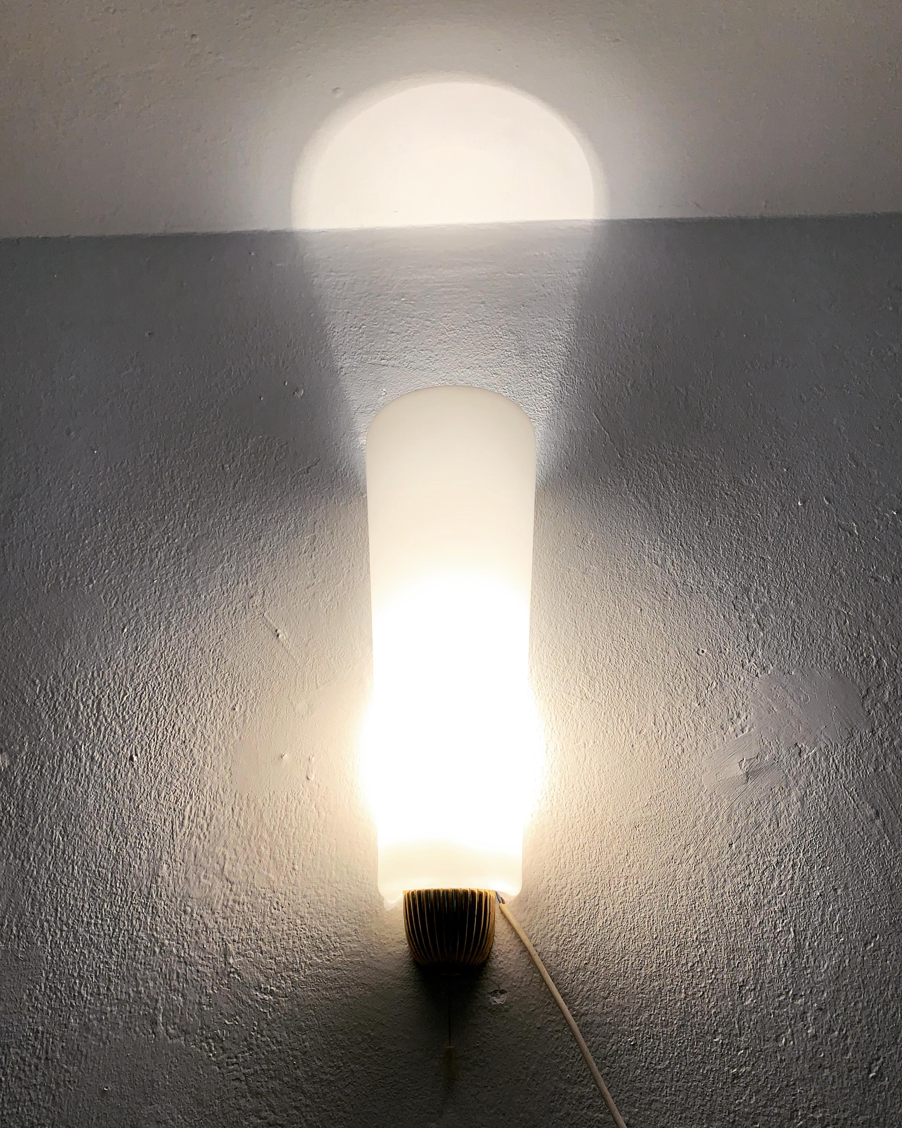 Opaline Wall Lamp by Wilhelm Wagenfeld for Peill and Putzler For Sale 1