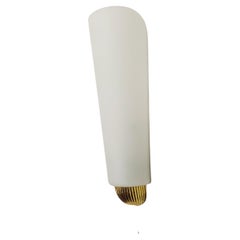 Lampada da parete opalina di Wilhelm Wagenfeld per Peill & Putzler
