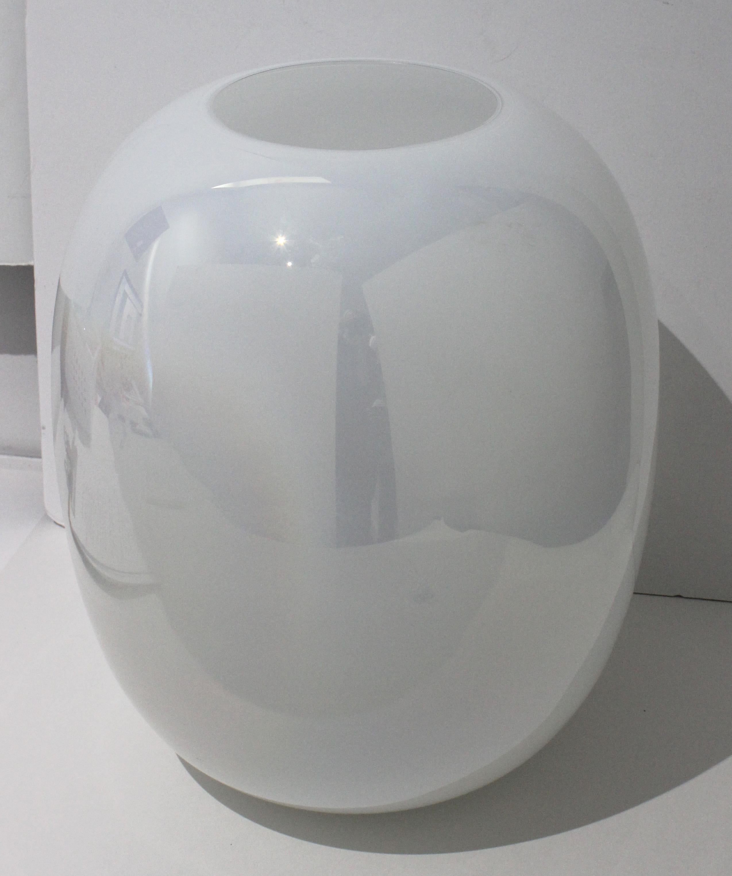 Vase de Murano en opaline blanche en vente 3