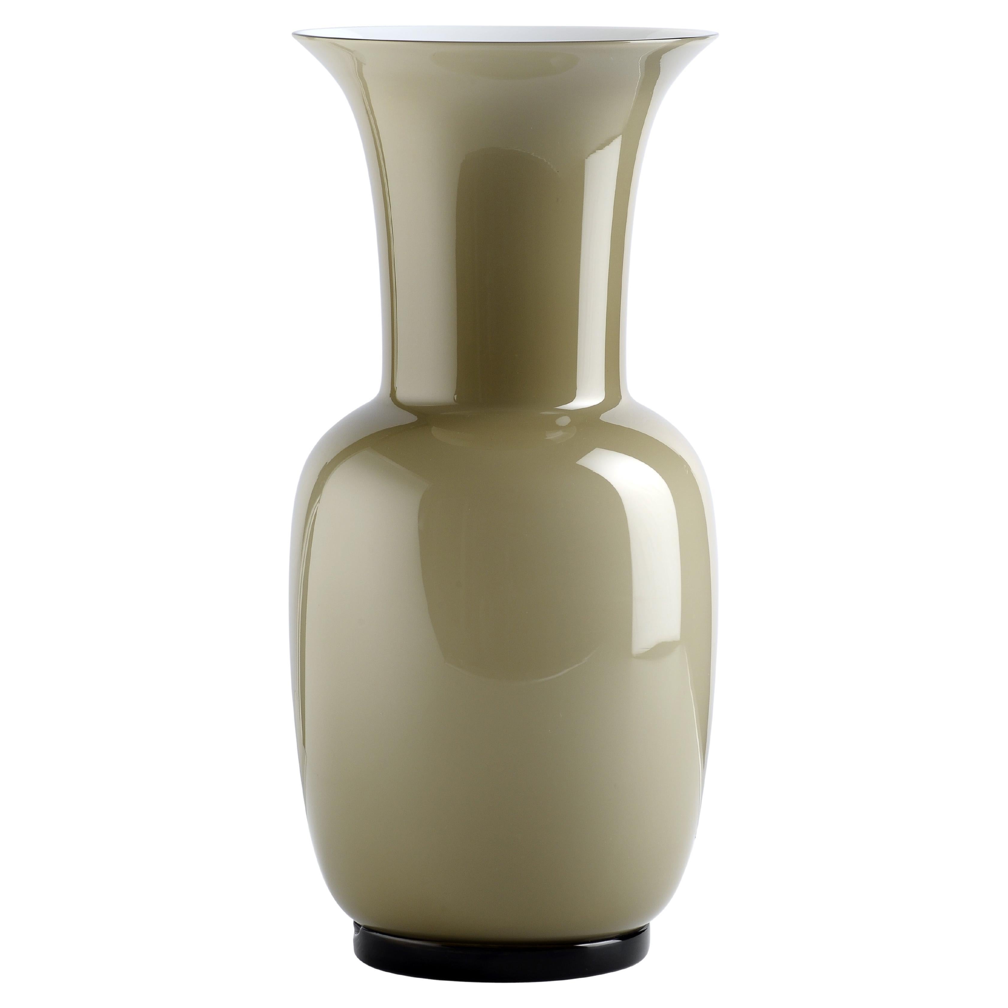 Vase en verre Opalino gris dépoli à l'intérieur blanc laiteux par Venini