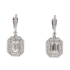 Boucles d'oreilles Opalize Halo Drop en or blanc 14K avec diamants ronds