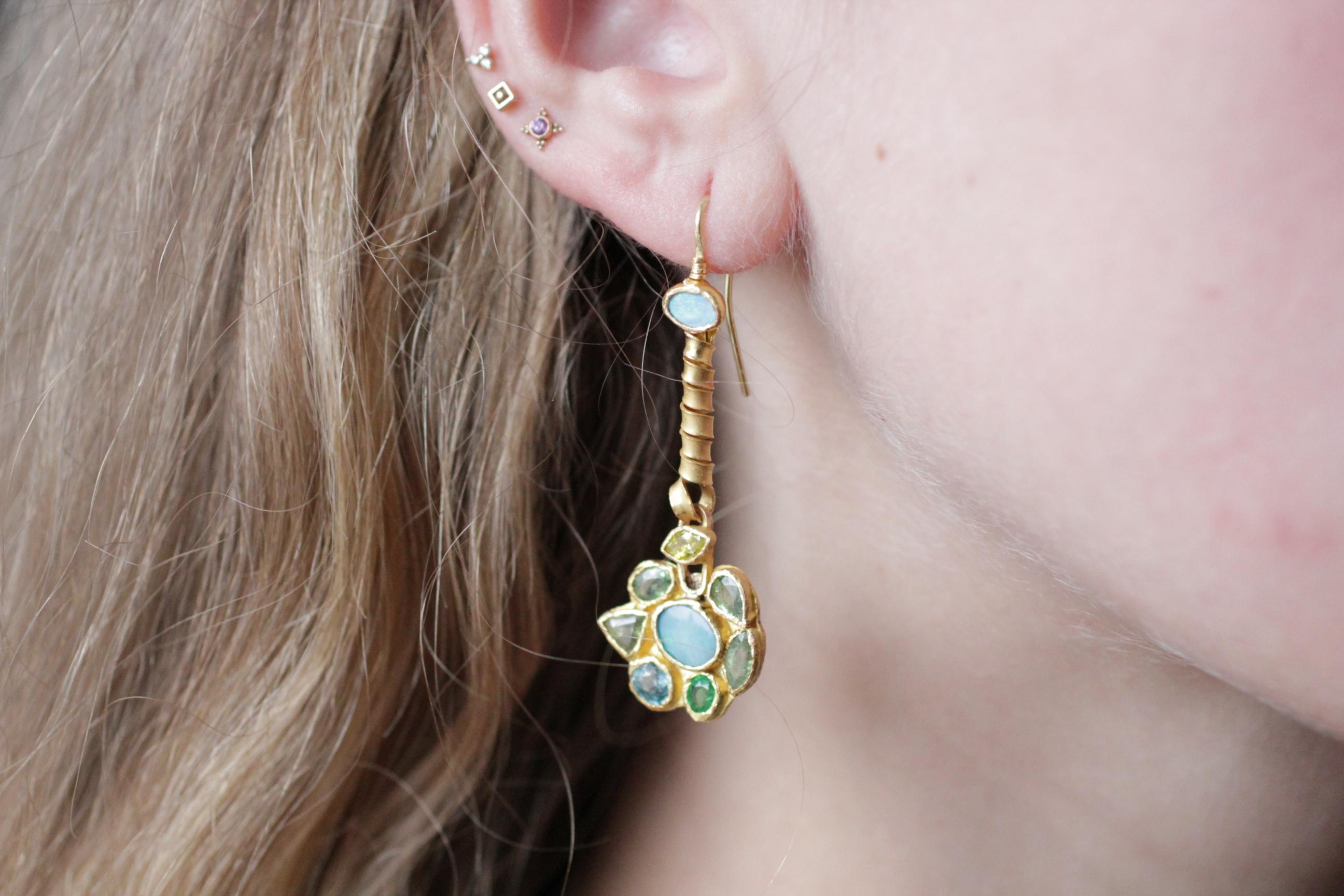 Opals Diamonds Garnets 22-21 Karat Gold Dangle Drop Organic Earrings For Sale 3