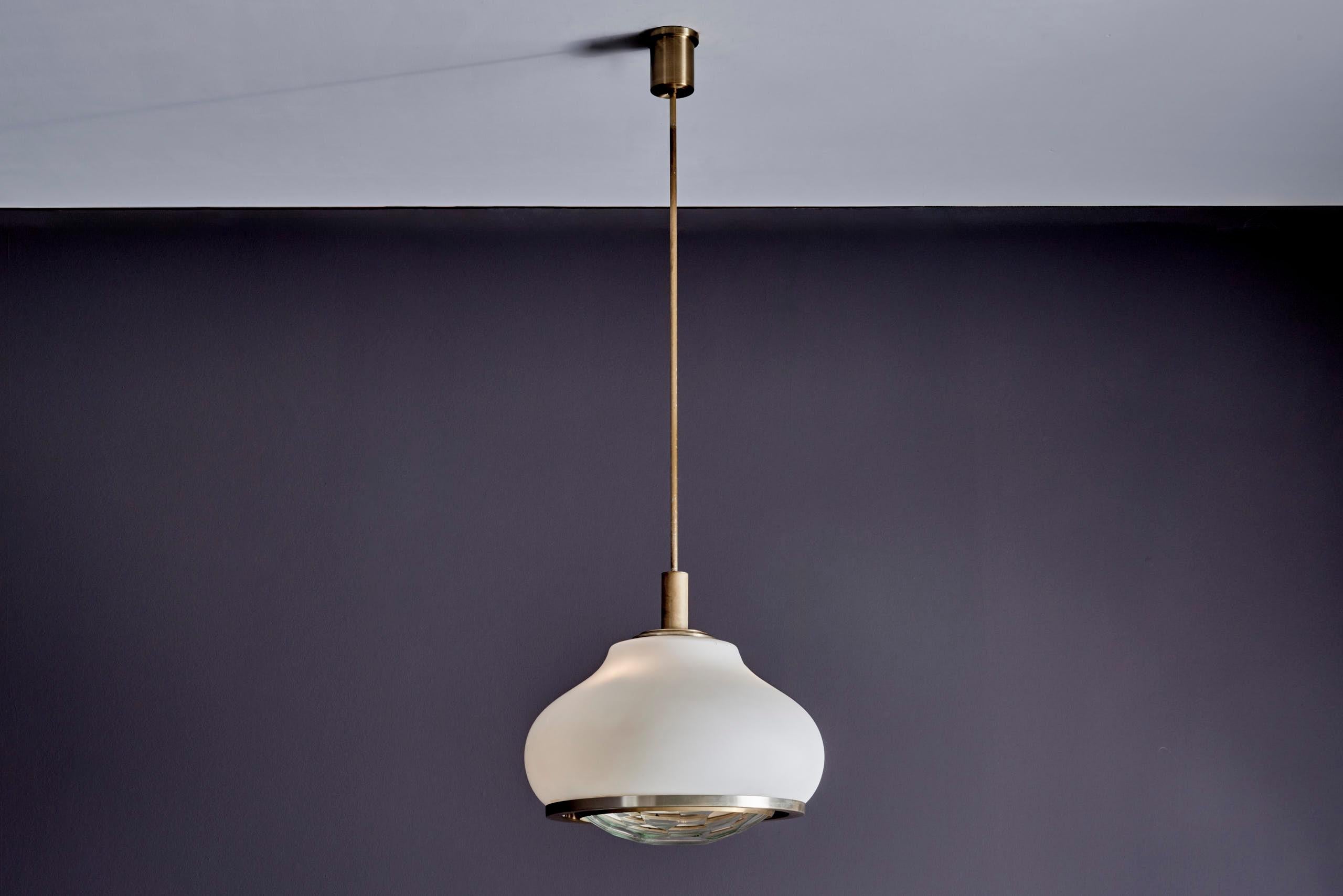 Mid-Century moderno Ciondolo in vetro opaco di Pia Guidetti Crippa per Lumi Milano in vendita