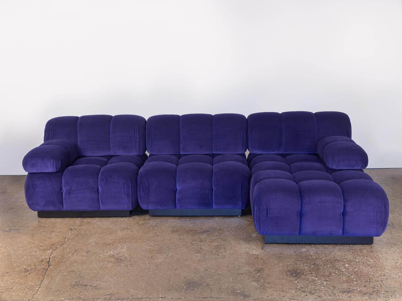 customized modern blue velvet sofa