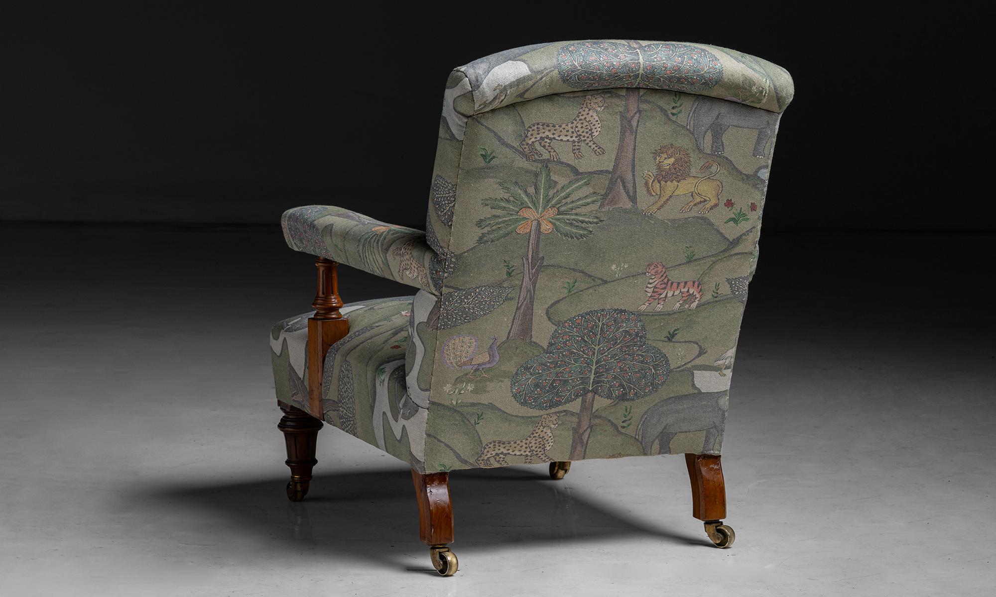 Open Arm Library Chair in linen fabric by James Malone, England circa 1910 In Good Condition For Sale In Culver City, CA
