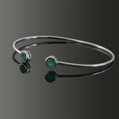 Open Bangle with Round Bezel-Set Emeralds in 18KT White Gold