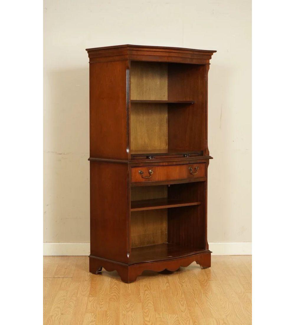 Georgian Open Bookcase Cabinet with Shelves Serving Tray and Drawer For Sale
