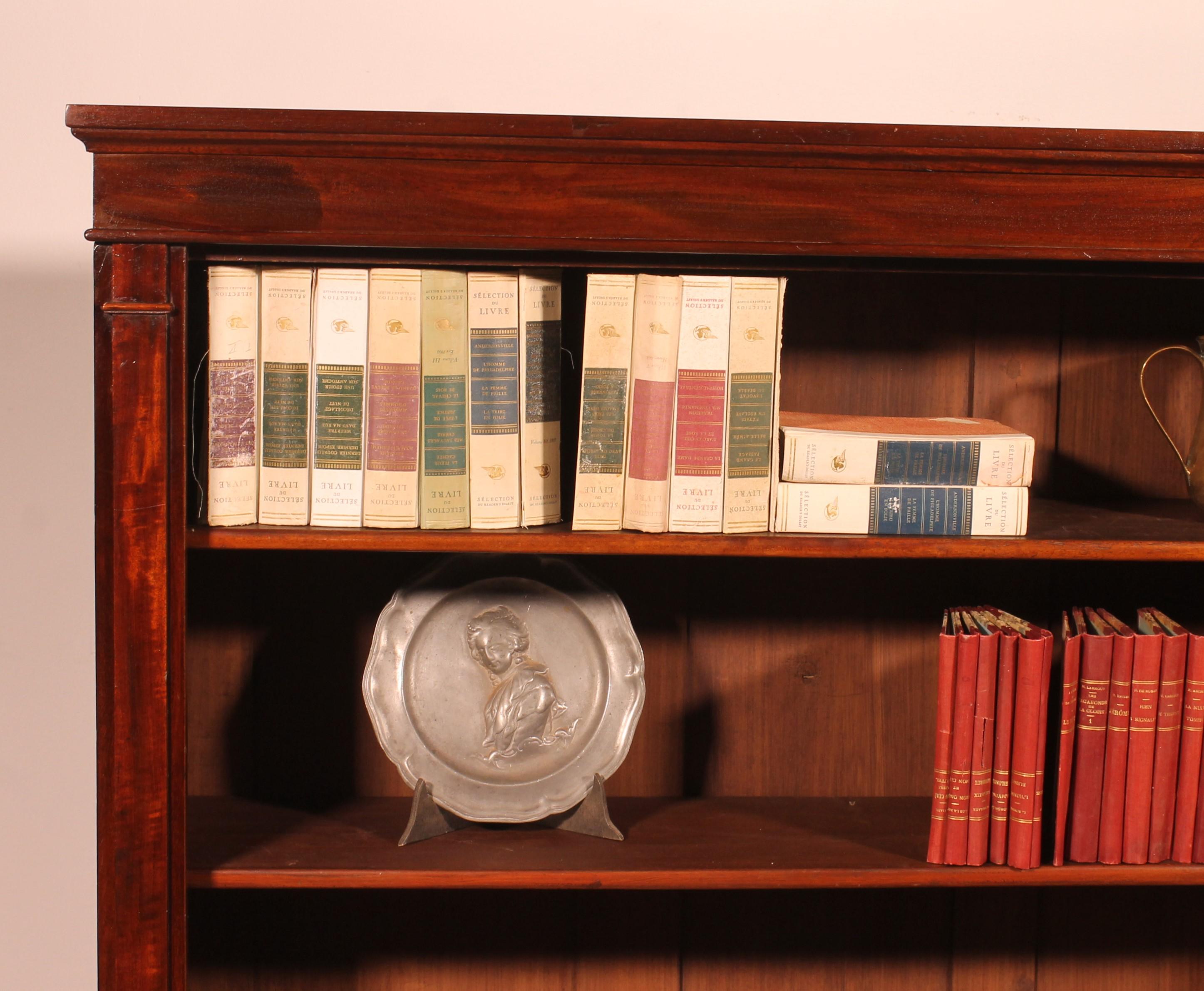Open Bookcase In Mahogany From The 19th Century-england In Good Condition For Sale In Brussels, Brussels