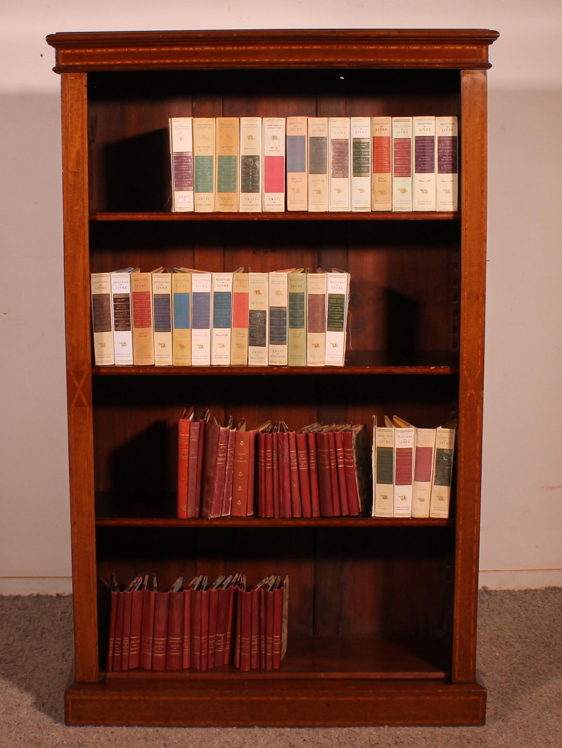 Vittoriano Libreria a giorno in mogano con intarsi del XIX secolo - Inghilterra in vendita