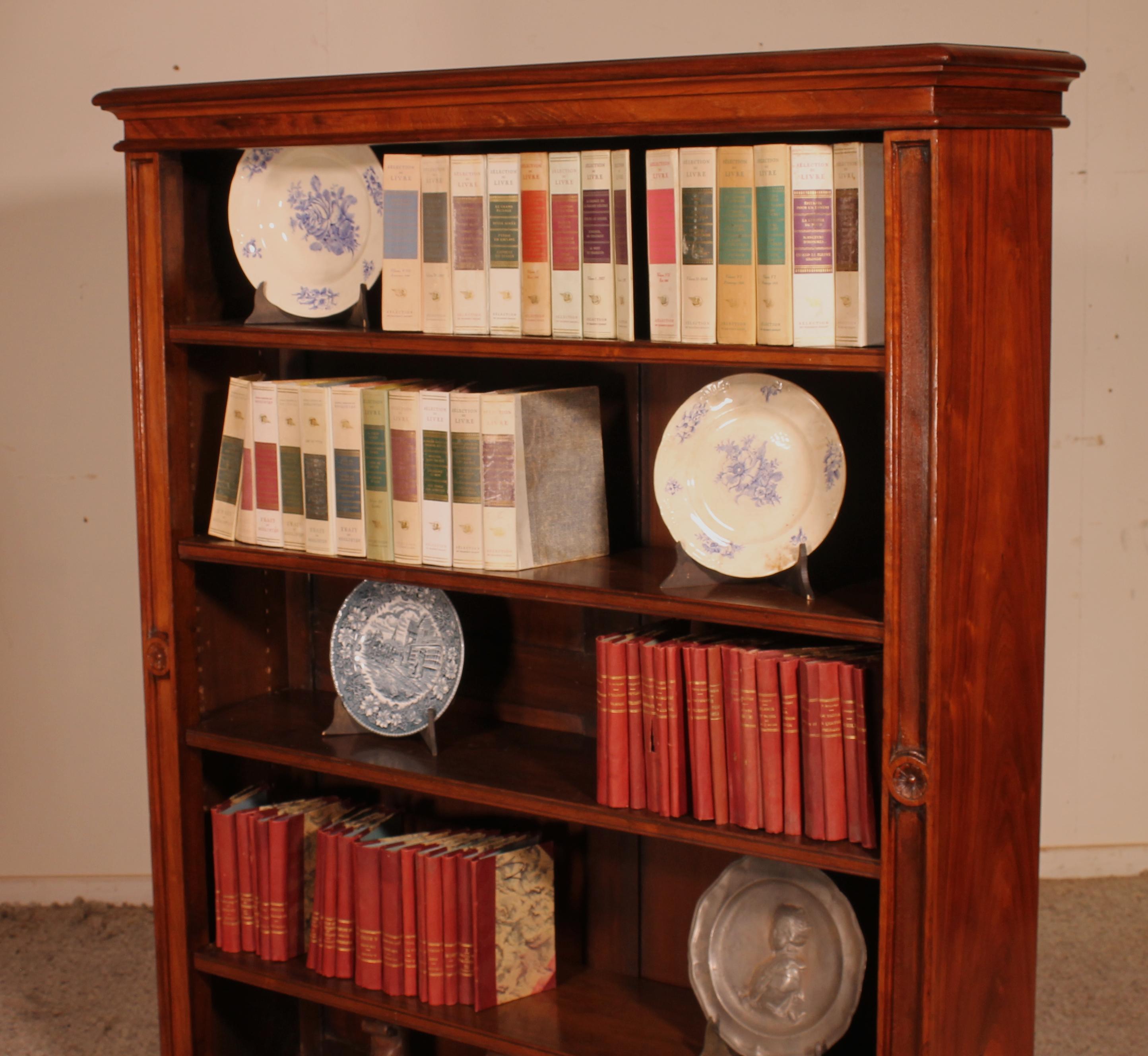 Open Bookcase in Walnut 19 ° Century-England For Sale 1