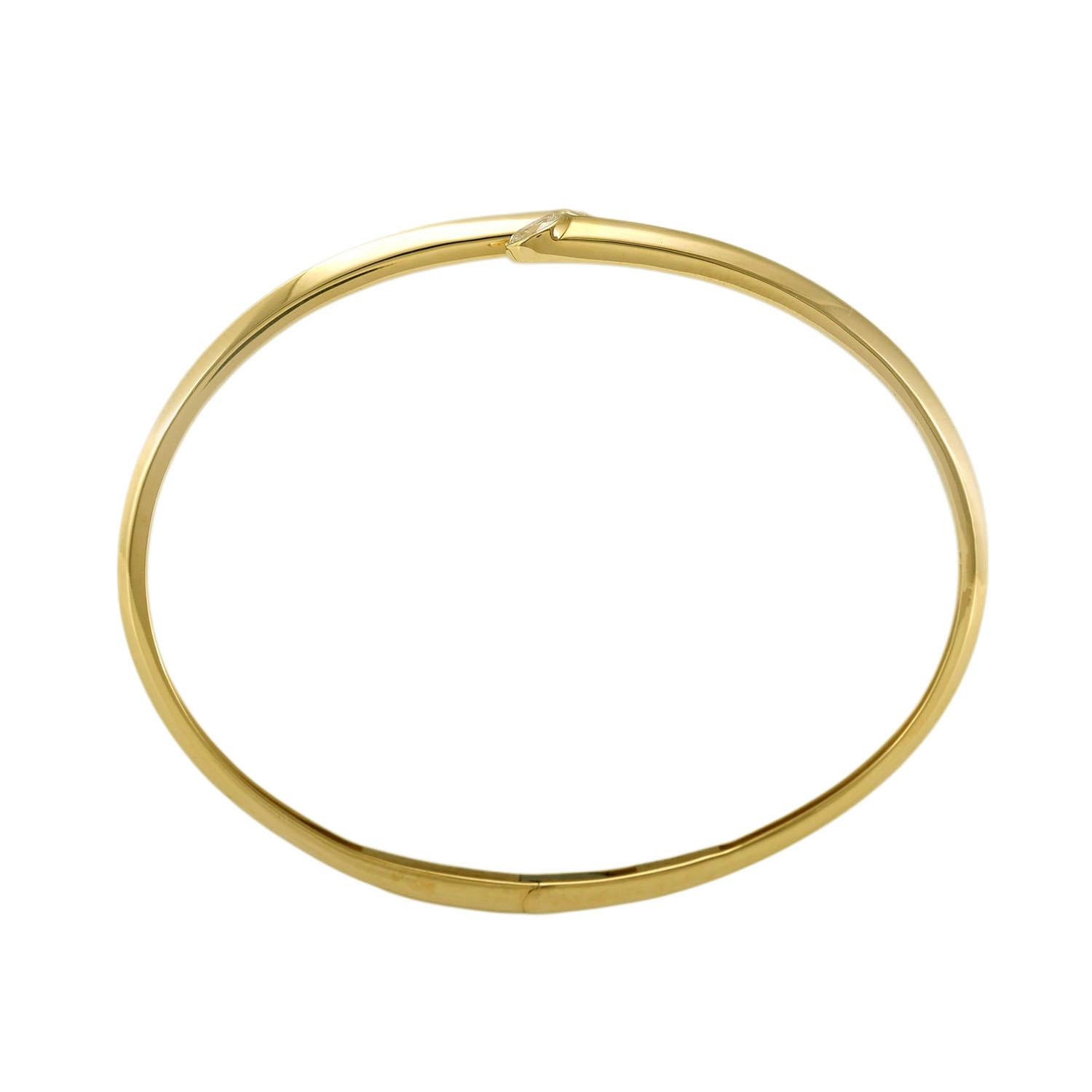 Artisan Bracelet ouvert avec diamants en or jaune 14k en vente