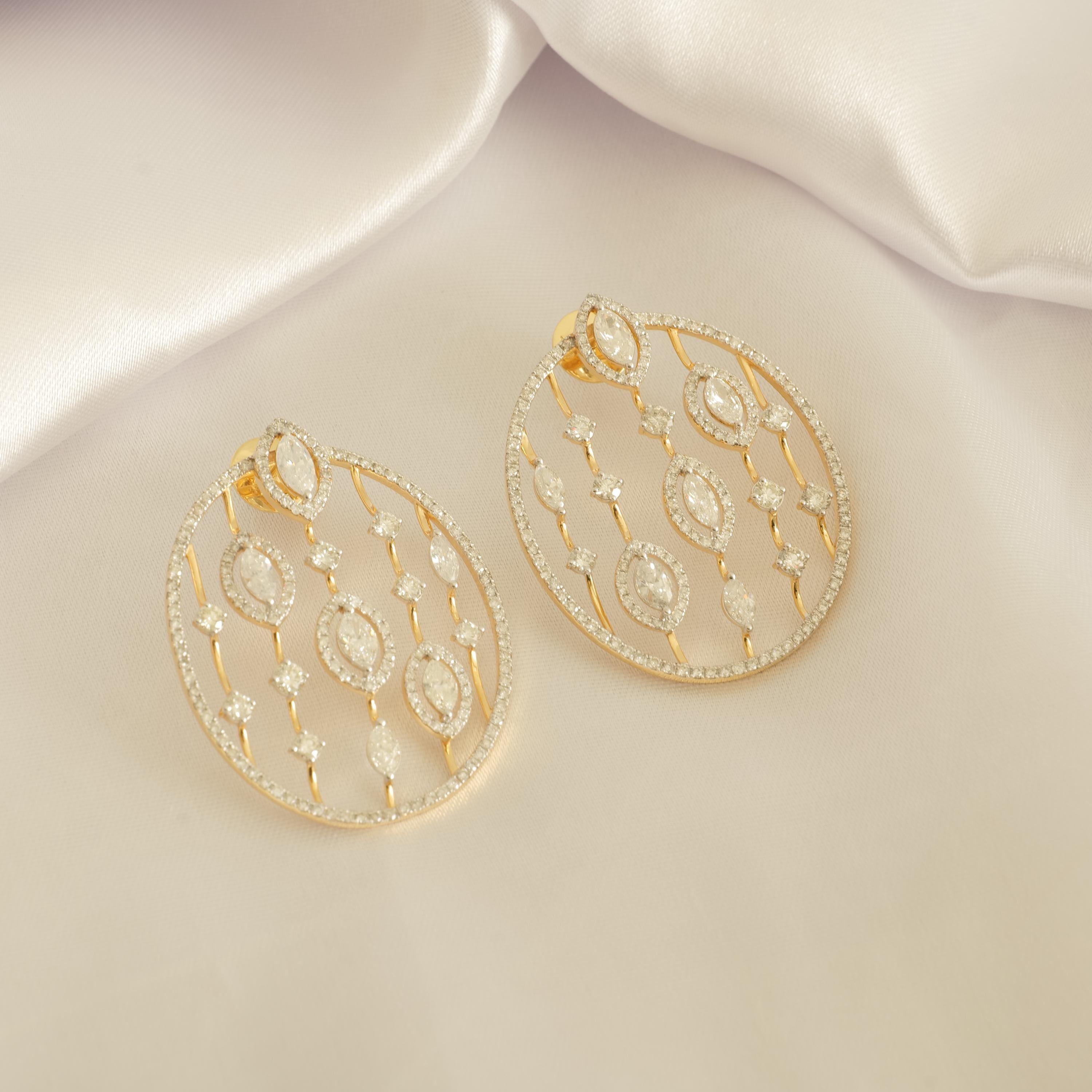 Orecchini da cocktail con diamanti a cerchio aperto in oro massiccio 14K (certificati) In condizioni Nuovo in vendita a New Delhi, DL