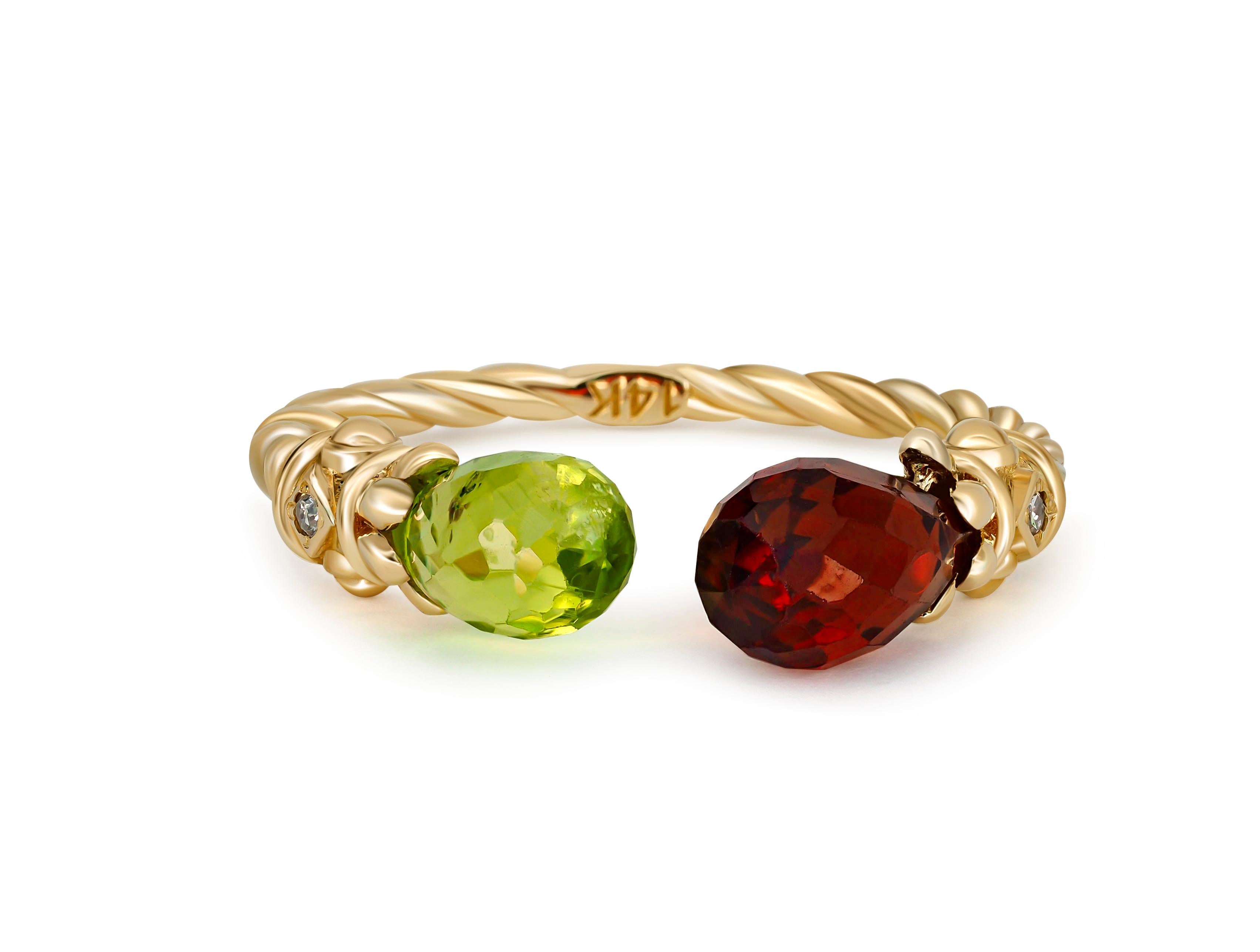 Modern Open ended peridot, amethyst 14k gold ring.  For Sale
