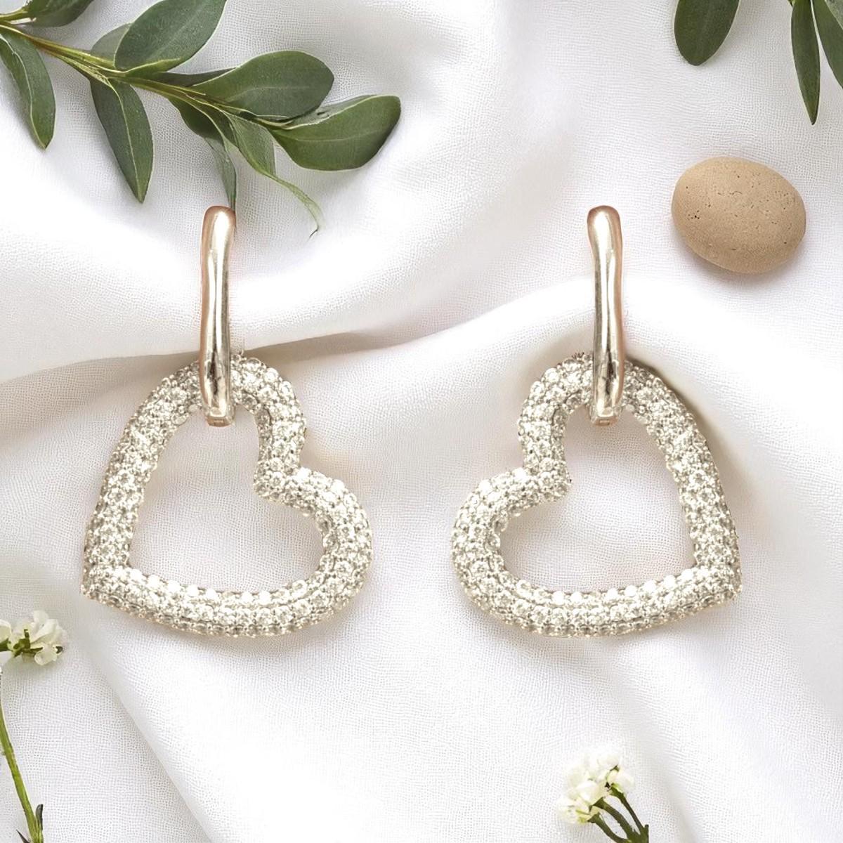 Offene Herz-Diamant-Tropfen-Ohrringe aus 14k massivem Gold (zertifiziert) im Zustand „Neu“ im Angebot in New Delhi, DL