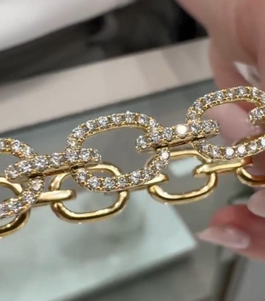 Bracelet en or jaune 18K à maillons ouverts et diamants en vente 2