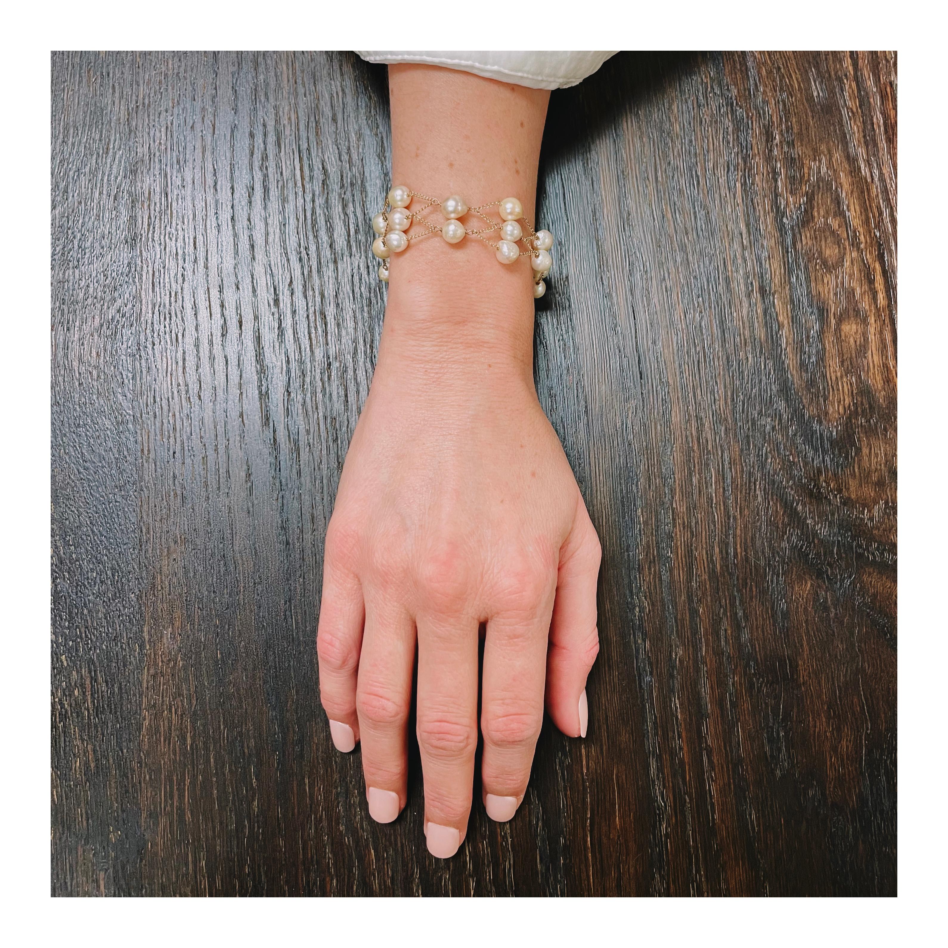 Women's Open Link Pearl 14k Yellow Gold Bracelet, circa 1960s For Sale