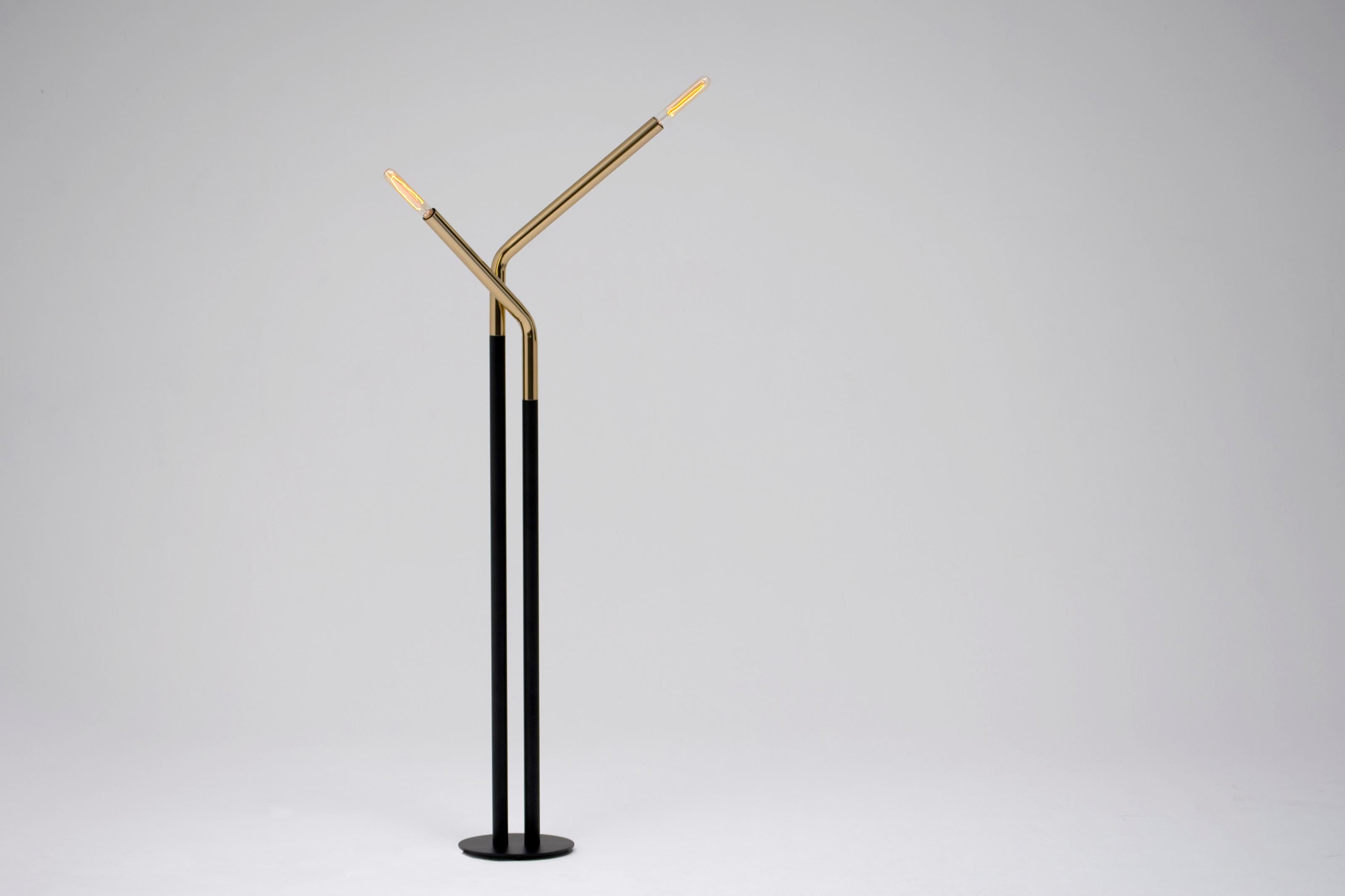 XXI secolo e contemporaneo Lampada da terra Open Mic di Phase Design in vendita