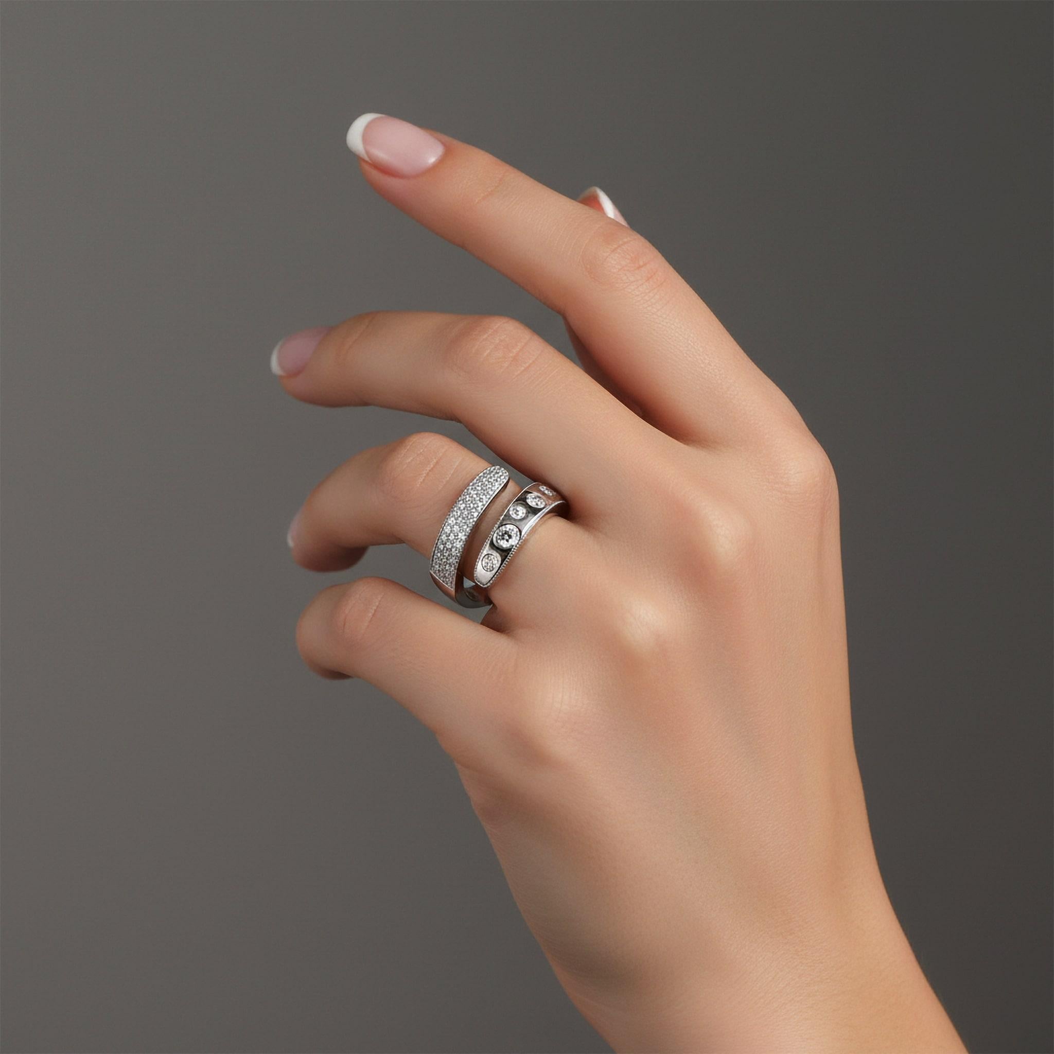 En vente :  Bague ouverte en or blanc 14K (ou 18k sur demande) Pavé de diamants 2