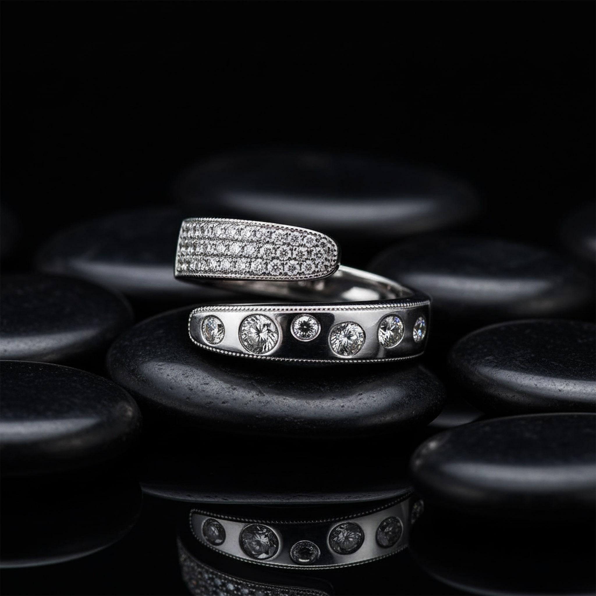 En vente :  Bague ouverte en or blanc 14K (ou 18k sur demande) Pavé de diamants 3