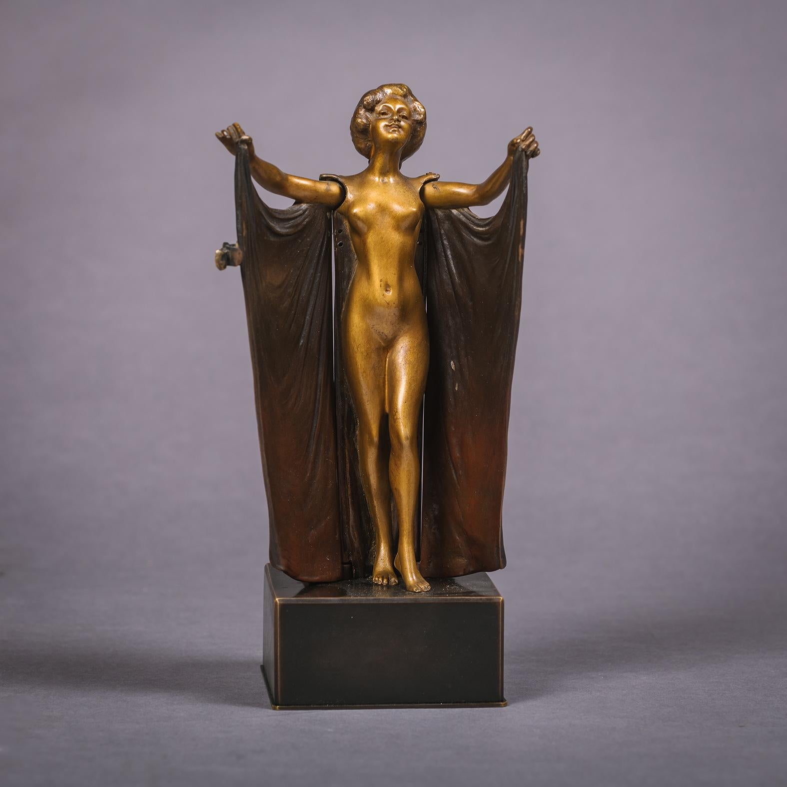 'Ábrete Sésamo' - Figura erótica oculta de bronce de Carl Kauba siglo XIX en venta