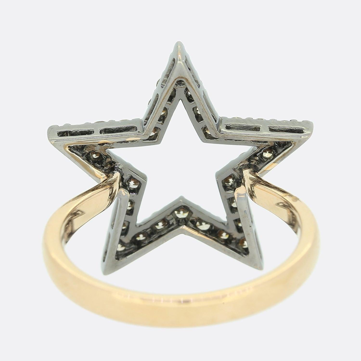 Anello con diamante Open Star In condizioni buone in vendita a London, GB