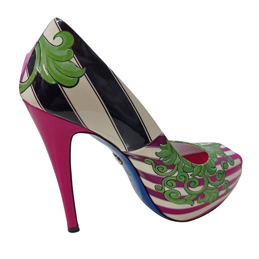 Patent leather Multicolor fancy Ankle strap Heel height cm 12 (472 inches) Plateau height cm 3 (118 inches) With box
