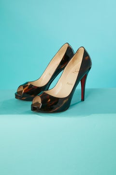 Open-toe pump in patent leather with turtle shell pattern Christian Louboutin
